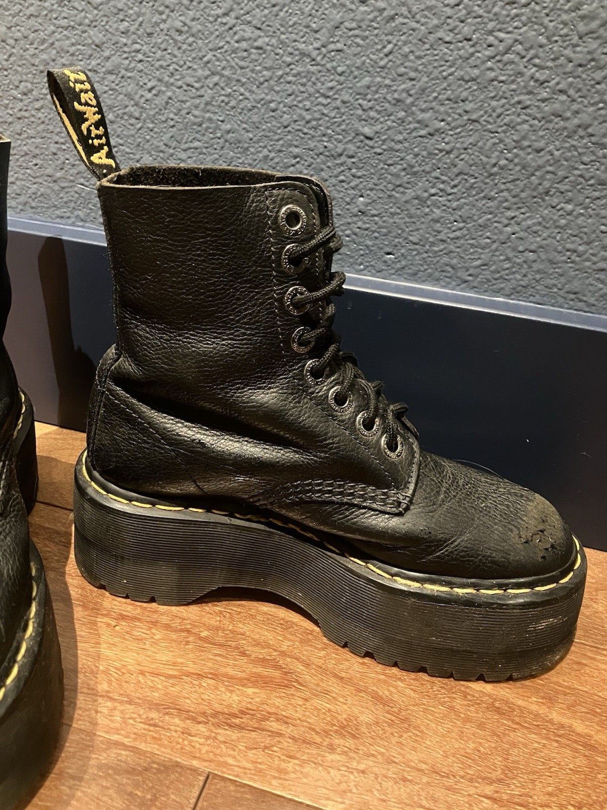 Dr. Martens 1460 Pascal Max Women’s Size 6 Black Platform Boots