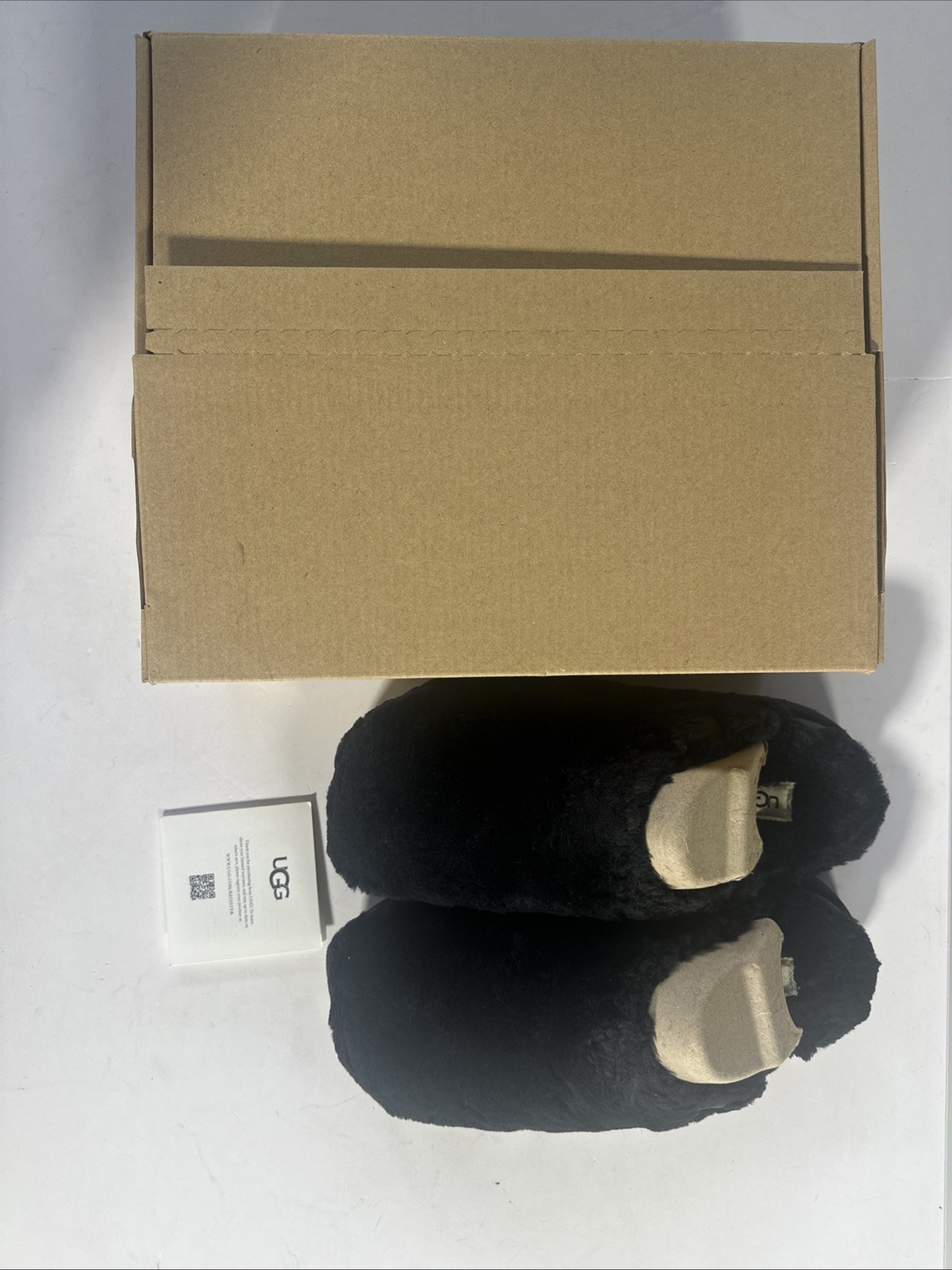 Ugg’s Fuzz Sugar Slides Size9 New With Box. Black