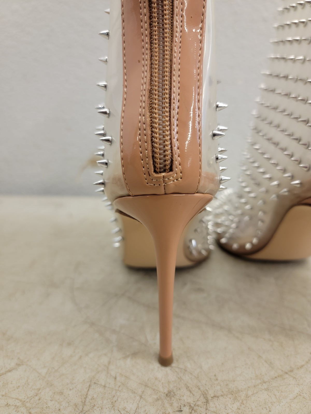 STEVE MADDEN VIA-S CLEAR BOOTIE SZ 10M