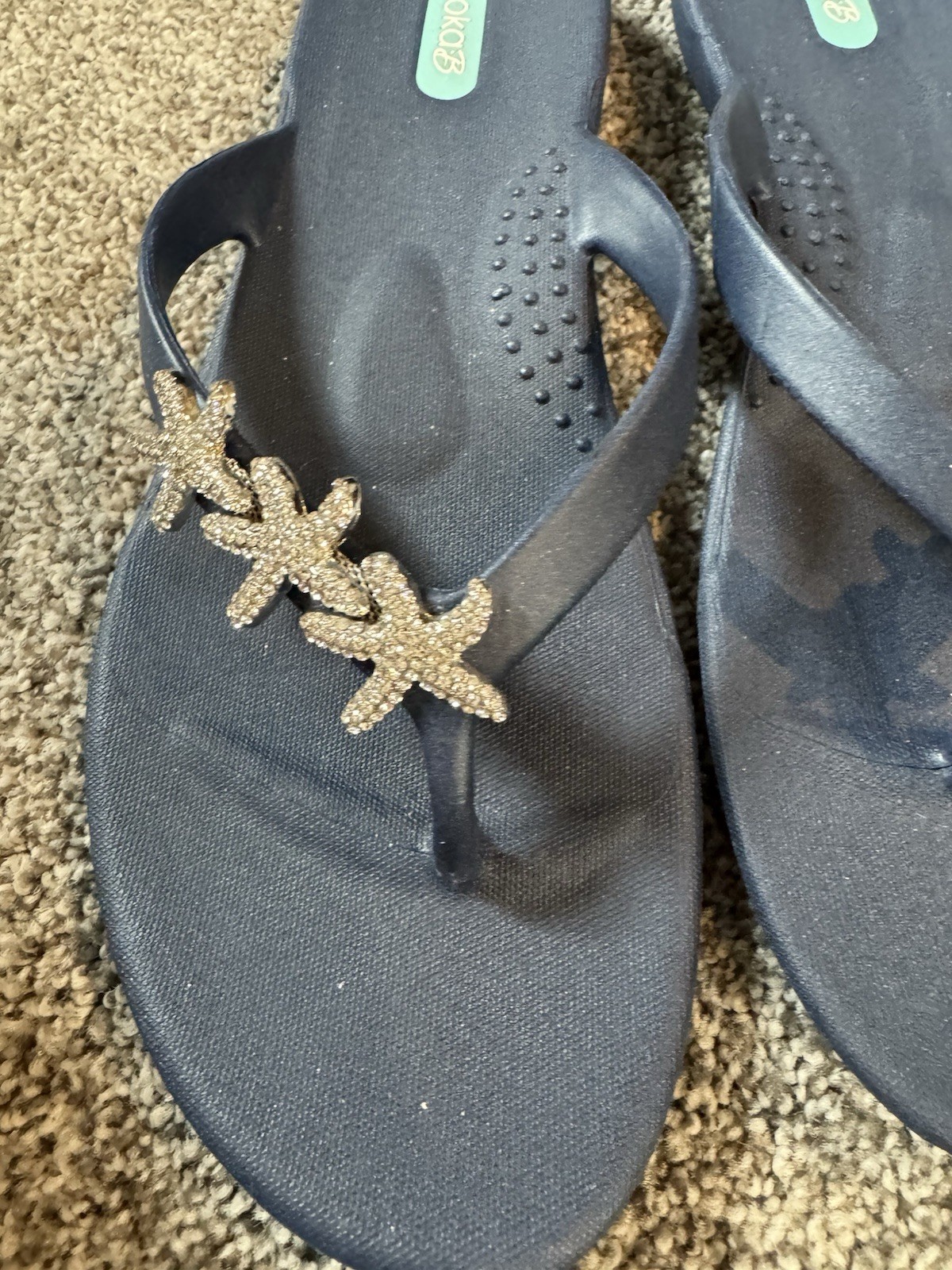 EUC Oka-B Ryann Flip Flop beach themed sandals crystal-encrusted starfish charm