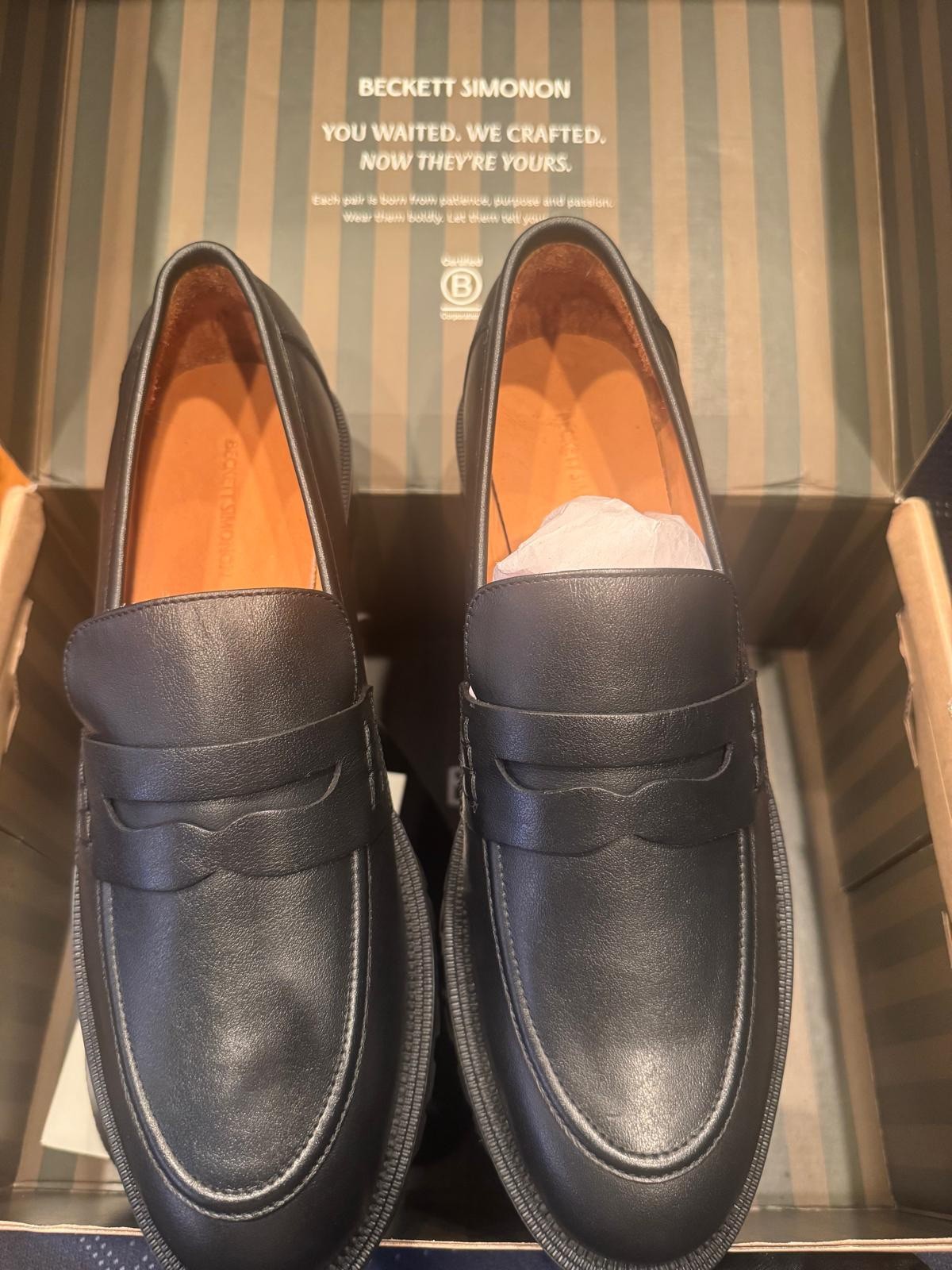 Beckett Simonon Georgia Loafers Women’s9.5 Black Full Grain Leather SlipOn Shoes