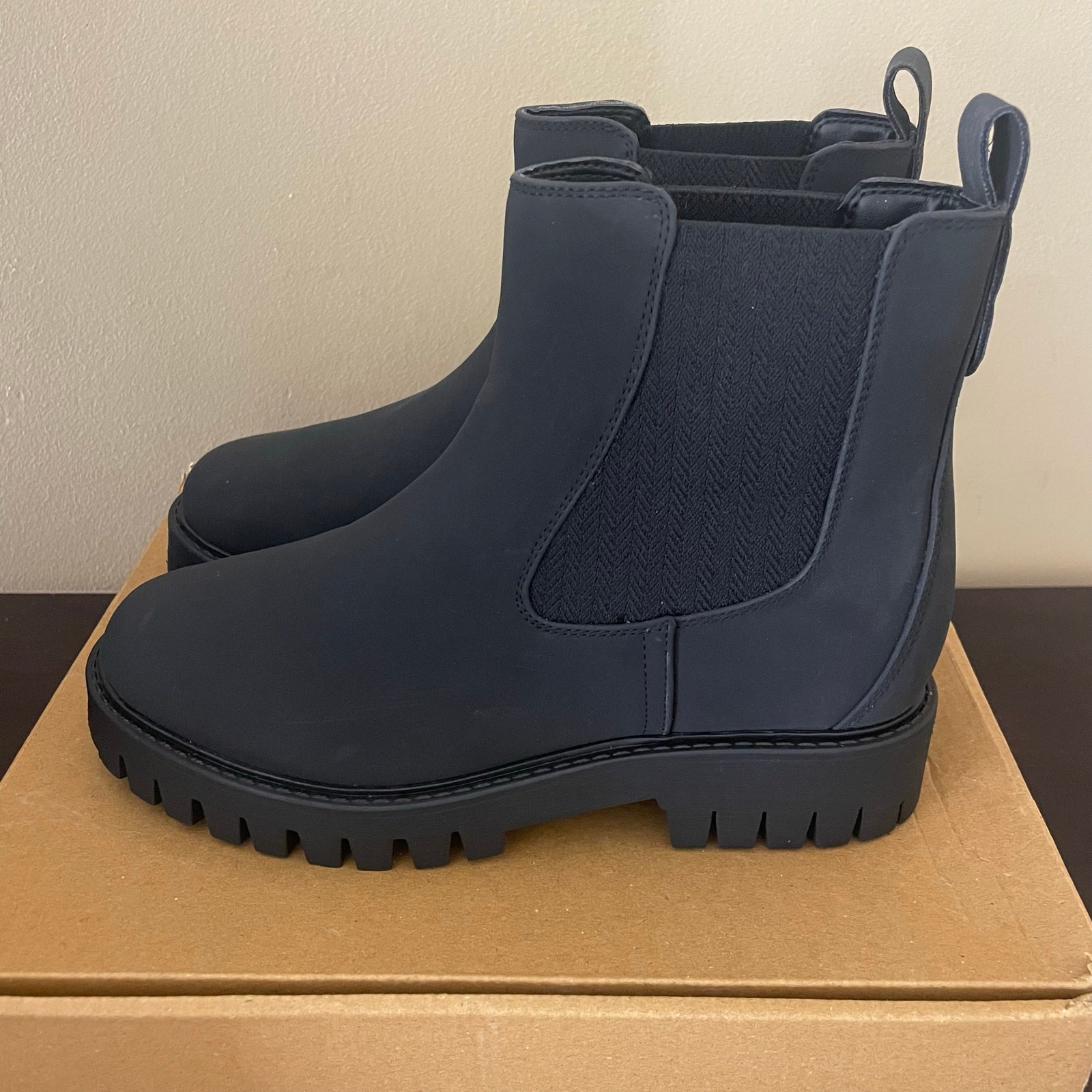 Journee Collection Alara Faux Leather Block Heel Chelsea Boots