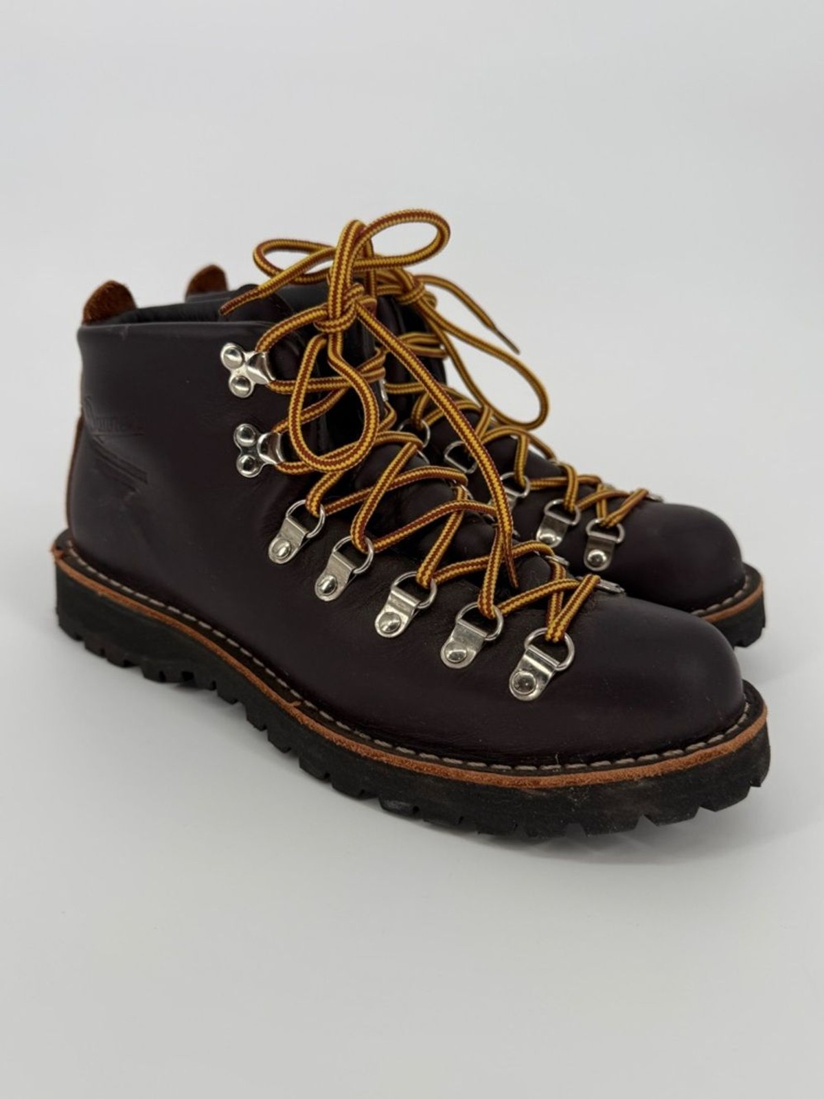 Danner Women’s Mountain Light Boots Size 9.5