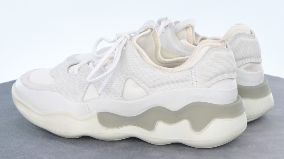 ECCO Elo Athletic $150 Women’s Sneakers Shoes Size EU 37 US 6-6.5 Leather White