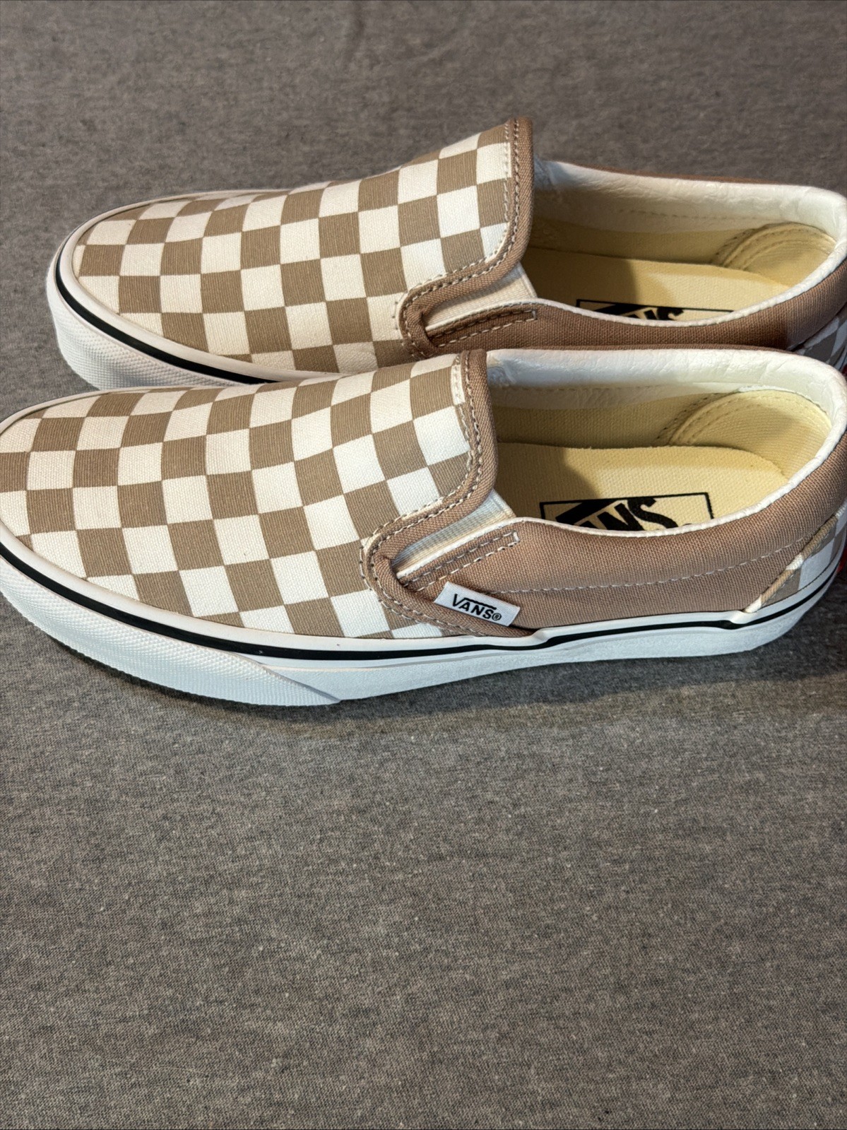 Women’s Size 5 Men’s 3.5- VANS Checkerboard Classic Slip-On Beige