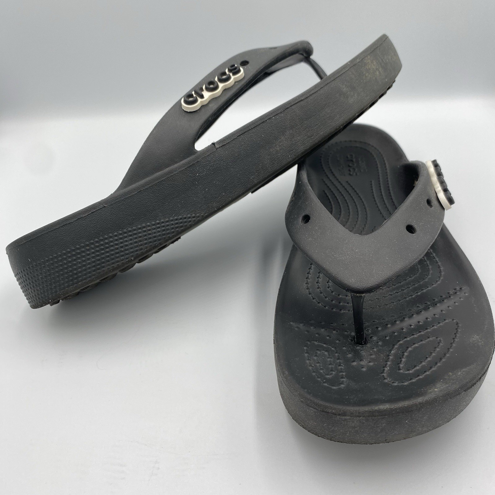Crocs Classic Platform Flip Flop Sandals Women 11 Iconic Comfort Black Chunky