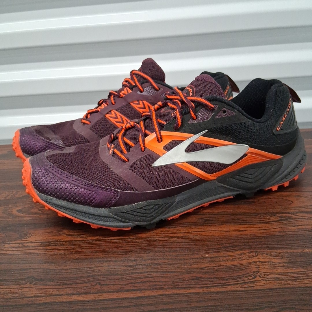 Brooks Cascadia 12 Trail Running Shoes Women Sz 11 GREAT CONDITION!