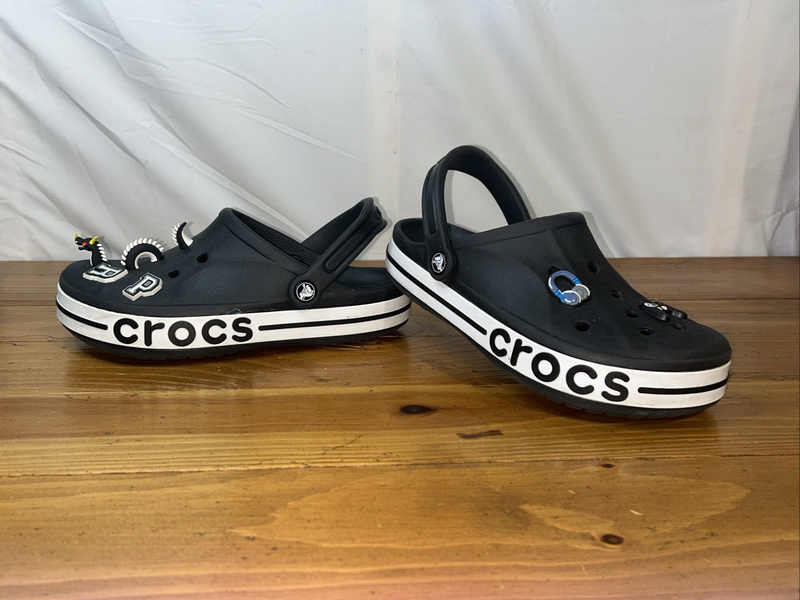Crocs Comfort Shoes W/10 – M/8 Bayaband Clogs Iconic Slip On Black White