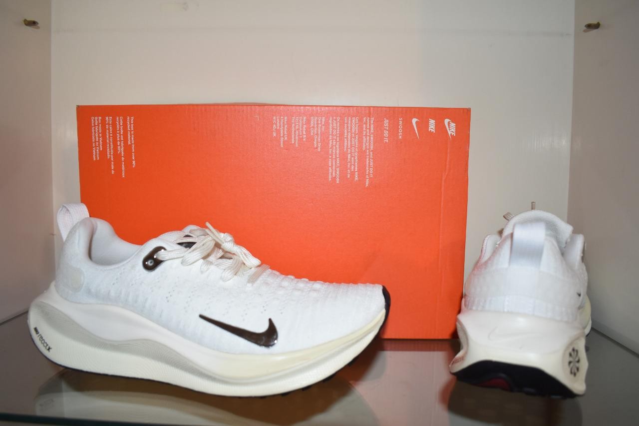 Nike React Infinity Run Flyknit 4 Womens Running Shoes Chrome/White DR2670 104