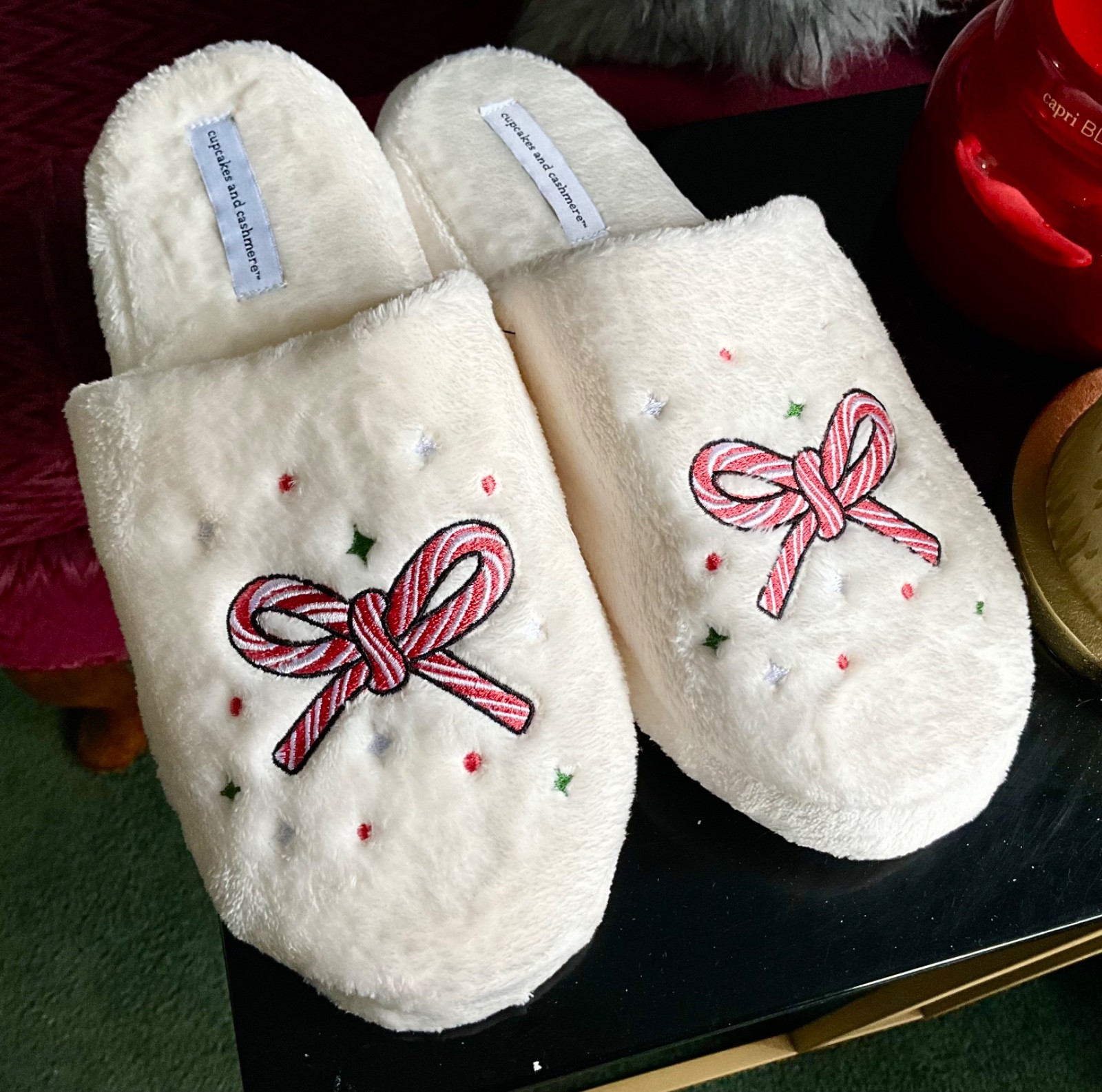 NEW Cupcakes and Cashmere Faux Fur Womens EMBROIDERED BOW SLIDES Slippers L 9 10