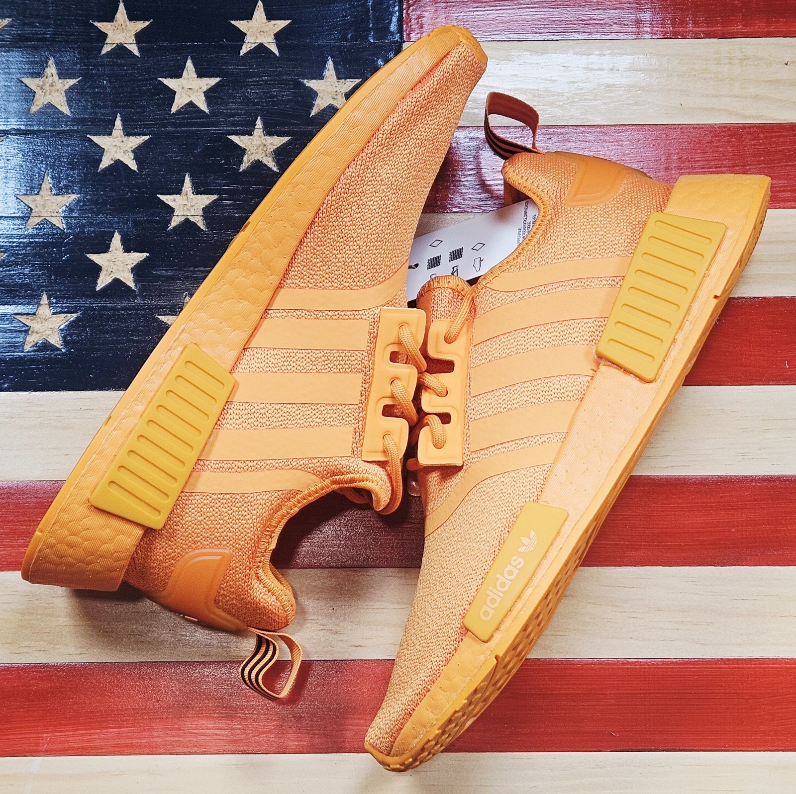 Adidas NMD R1 Women’s Running Shoes Bright Orange MSRP $150 [GV9439]