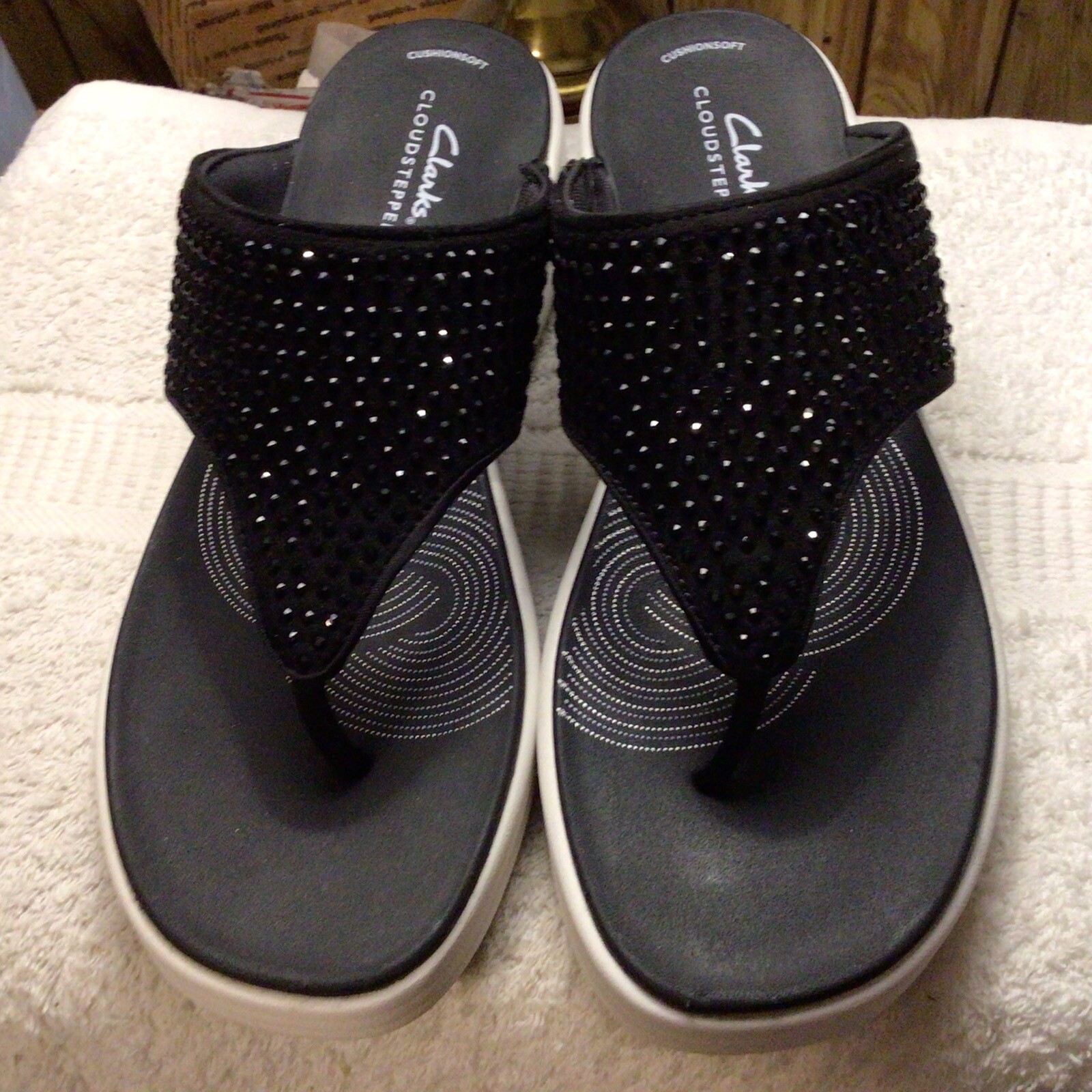 Womens Clarks Cloudsteppers Thong Sandal Drift Jaunt Size 9 Black Rhinestone