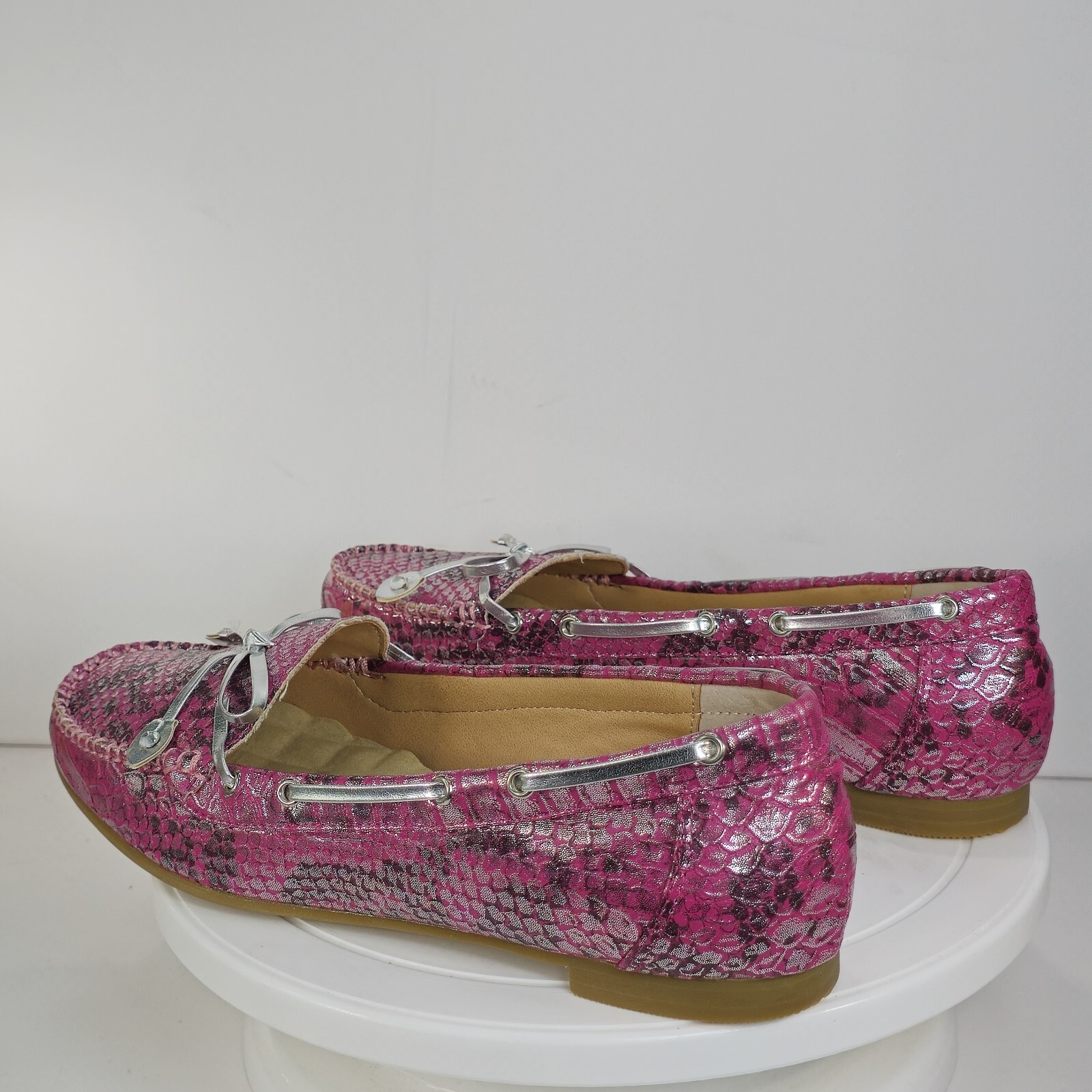 JOAN BOYCE WOMENS 10M PINK SNAKESKIN PRINT RHINESTONE ACCENTED BOW LOAFER SHOES