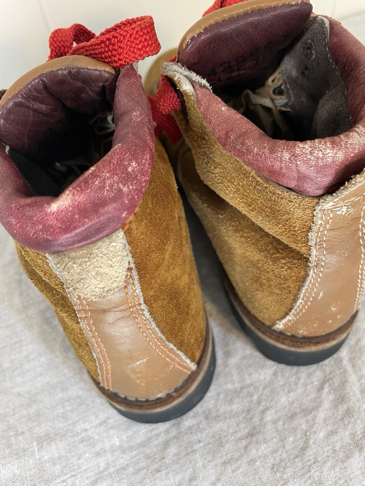 VTG 70s 80s Logmaster Kinrey Womens Boots 7.5 Mountaineering Hiking leather red