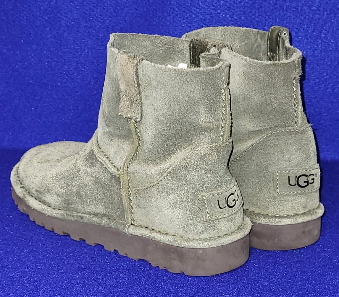 UGG AUSTRALIA Classic Unlined Mini GRAY Suede Leather PULL-ON Winter Boots Sz 6