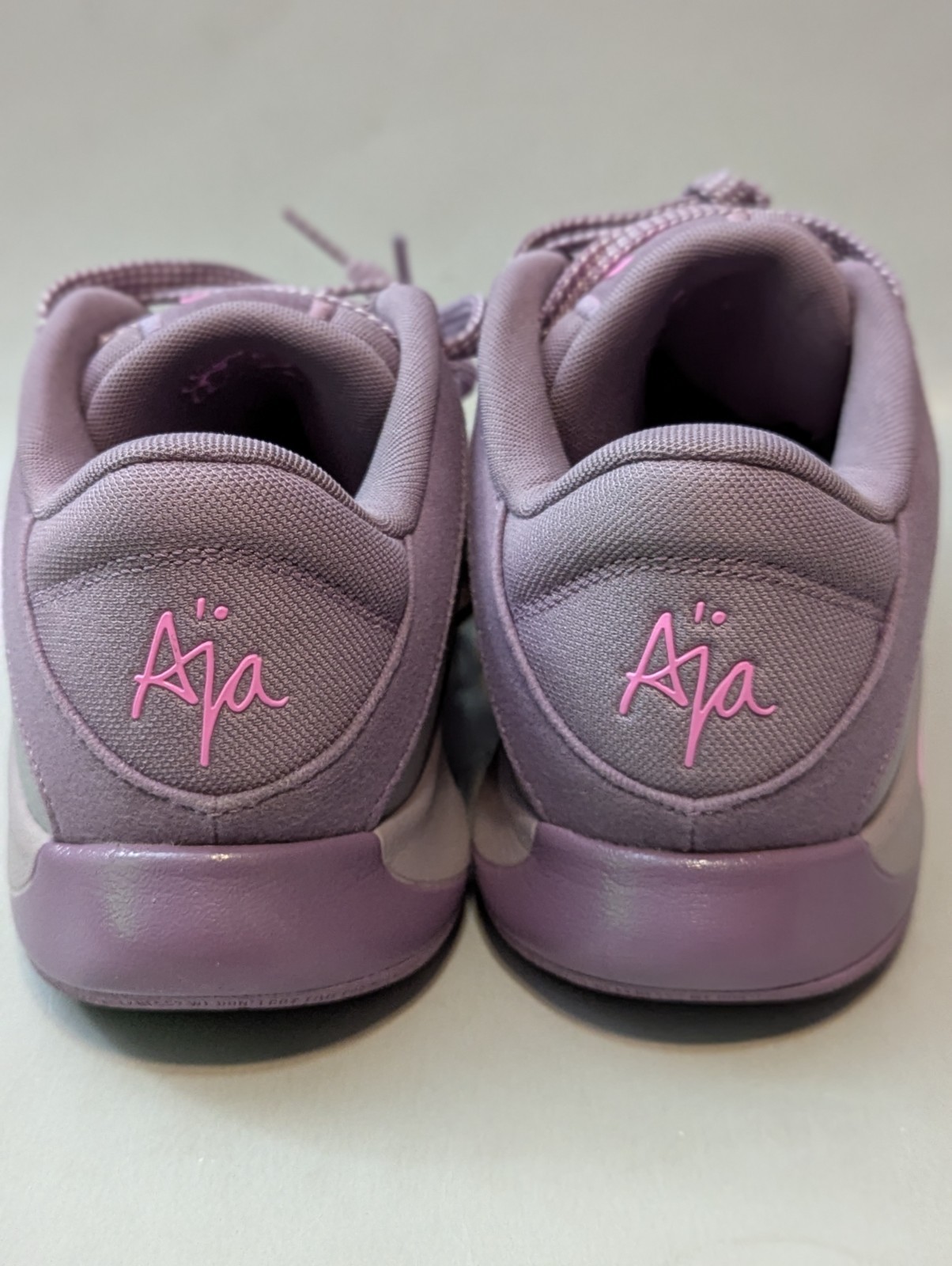 Nike A’One Dog Mom A’ja Basketball Shoes Womens 9.5 FZ8605-501 Violet Dust