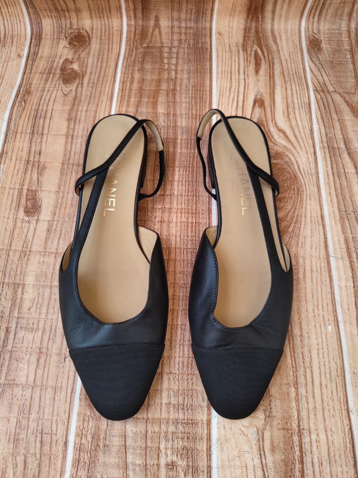 CHANEL Slingback Grosgrain CC Cap-toe Black Leather Flats EU 40 US 9.5