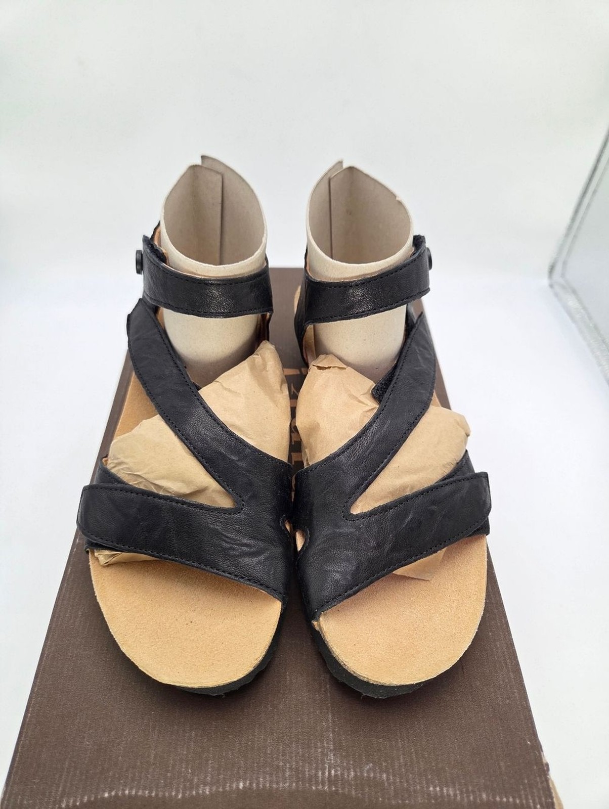 Think! Dumia Black Strappy Ankle-Wrap Sandals 36