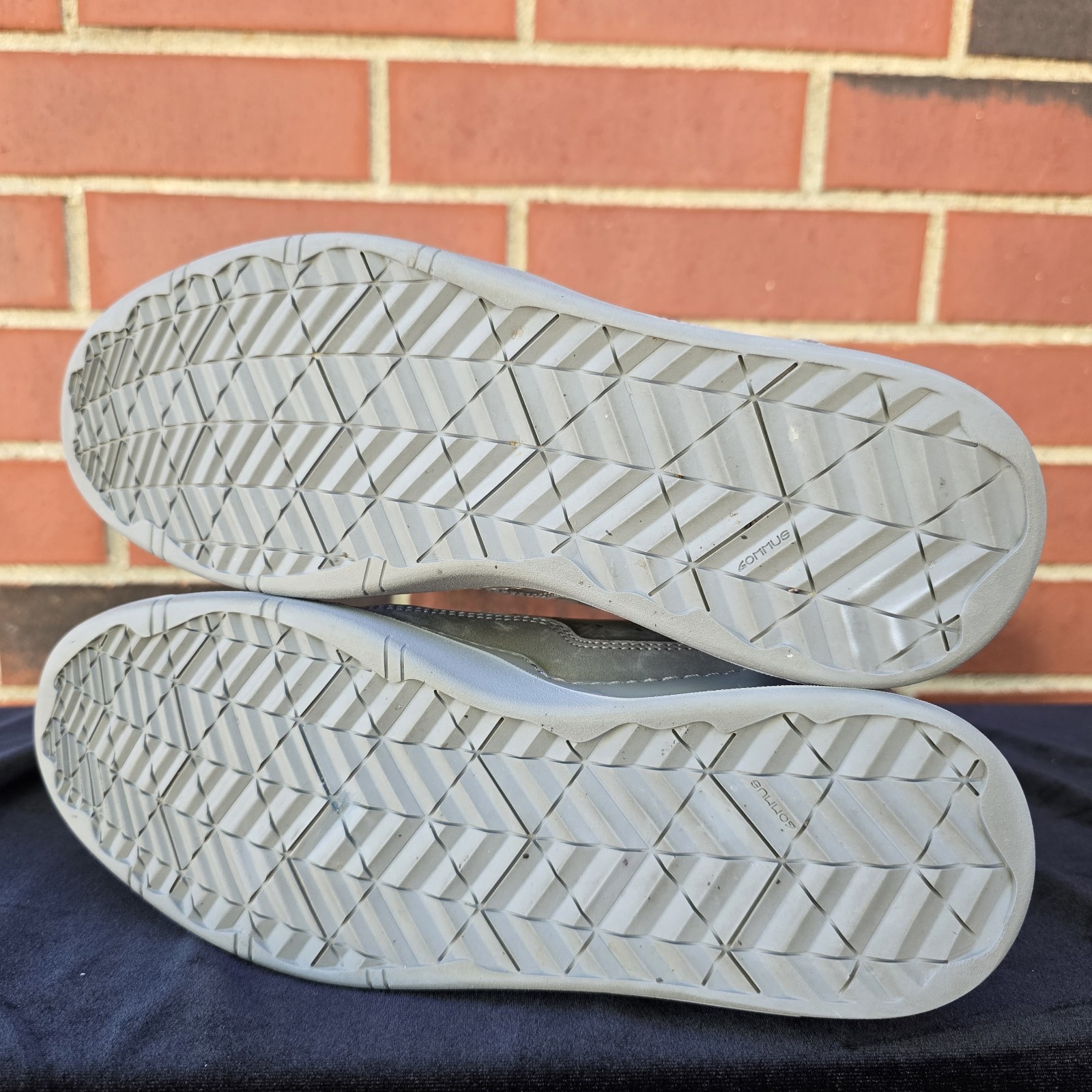 Filling Pieces Gradient Gray Perforated Sneakers Size 39 EU Or US 9 Low Top