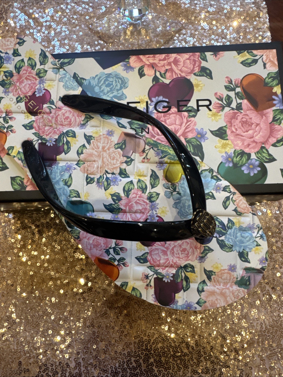Kurt Geiger London Kensington Floral Flip Flops Sandals Women Size 8 Roses