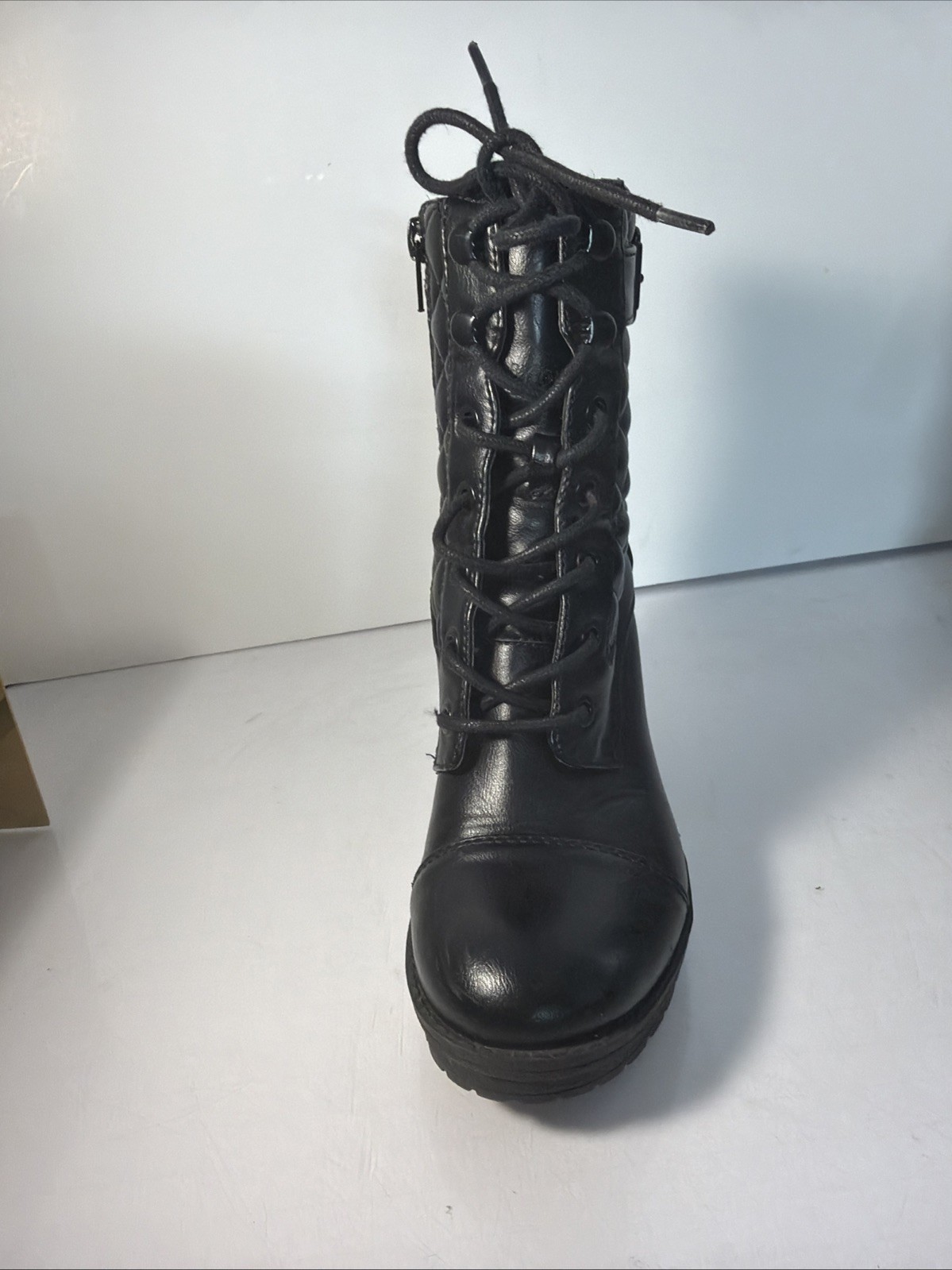 G By GUESS Black Quilted Booties Boots Heels Biker Grunge Gothic Moto Buckle 6.5