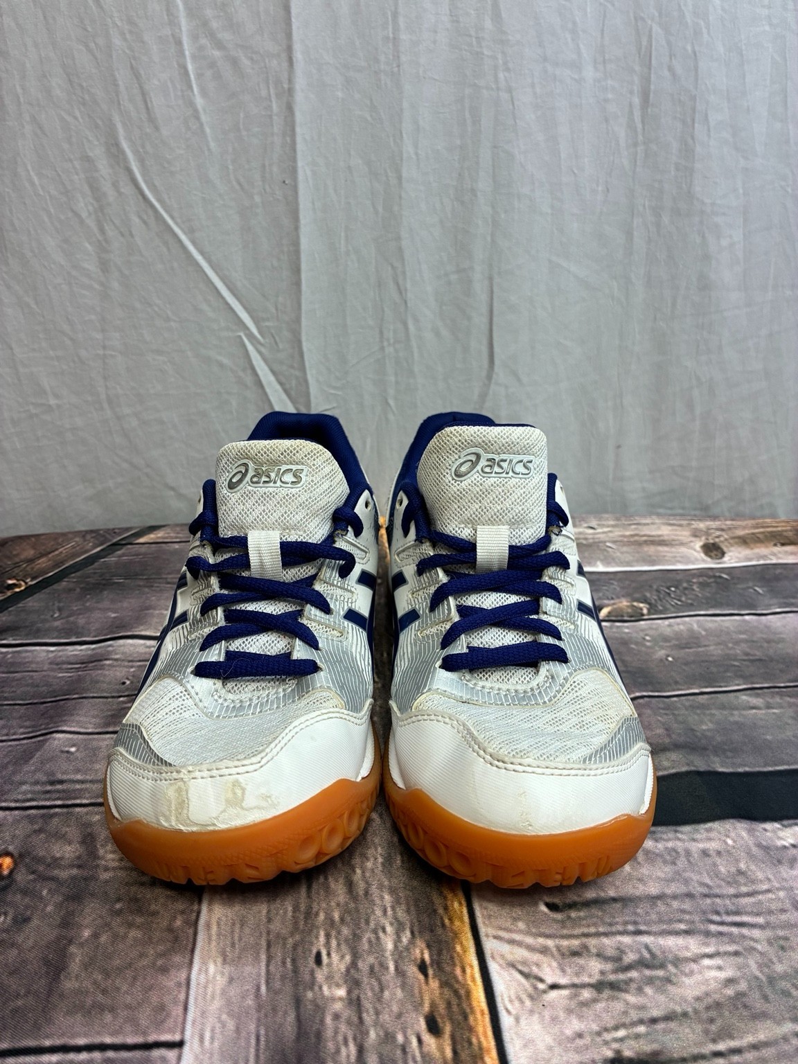 ASICS Gel Rocket 9 Womens Size 6 Volleyball Shoes White Blue Gum Sole 1072A034