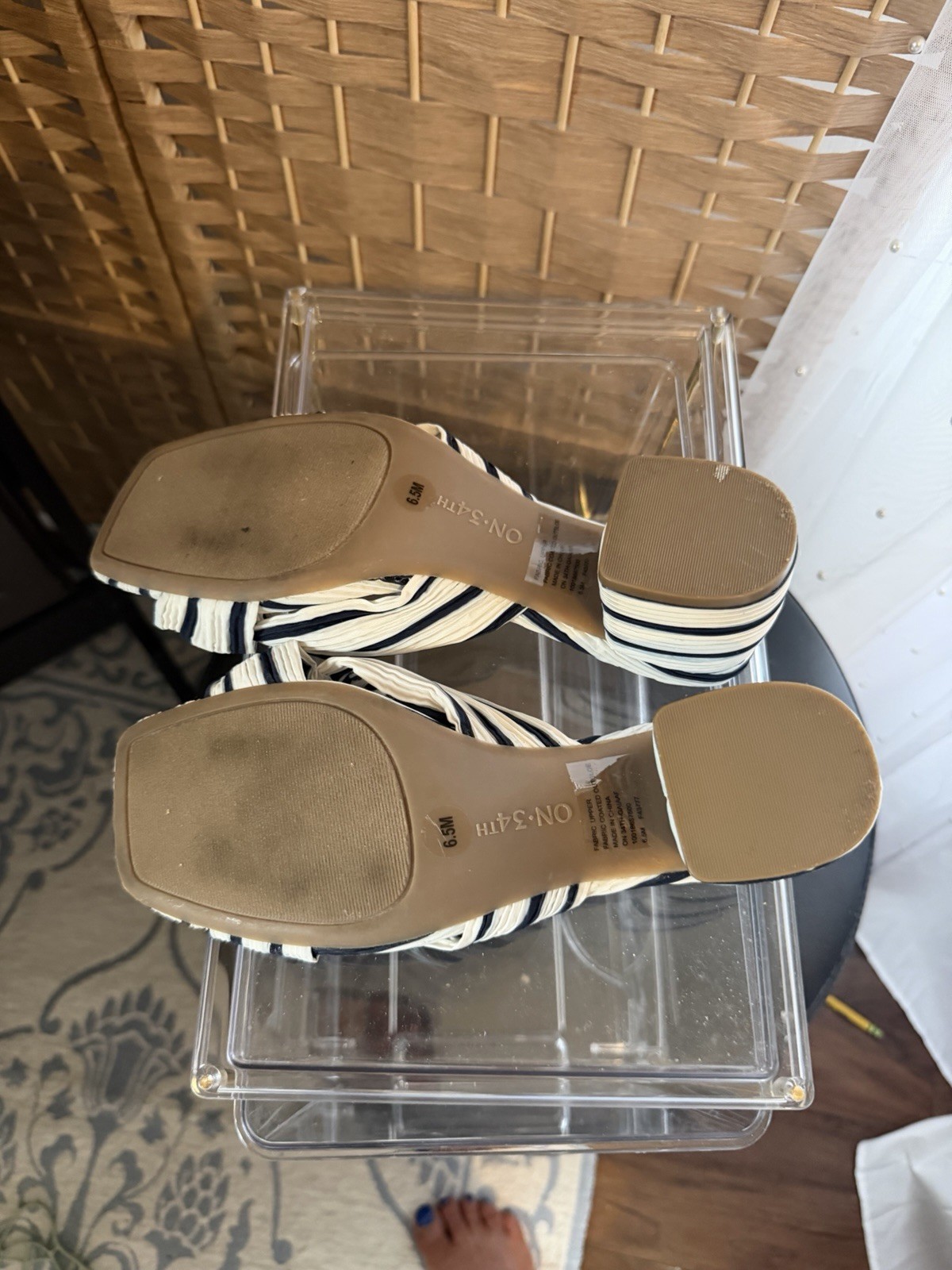 ON 34TH Women’s Ivory & Navy Striped Bow Slide Sandals Slip On US 6.5