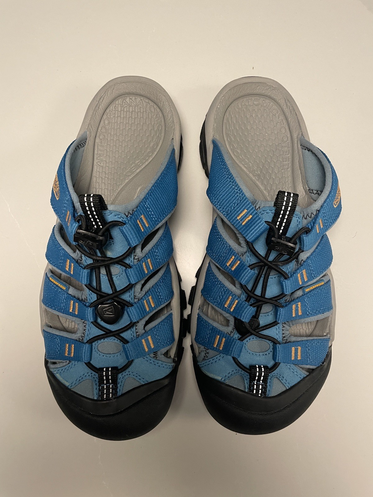 KEEN Newport Closed Toe Slip On Slide Sandals Fjord Blue/Iceland Poppy Size 8