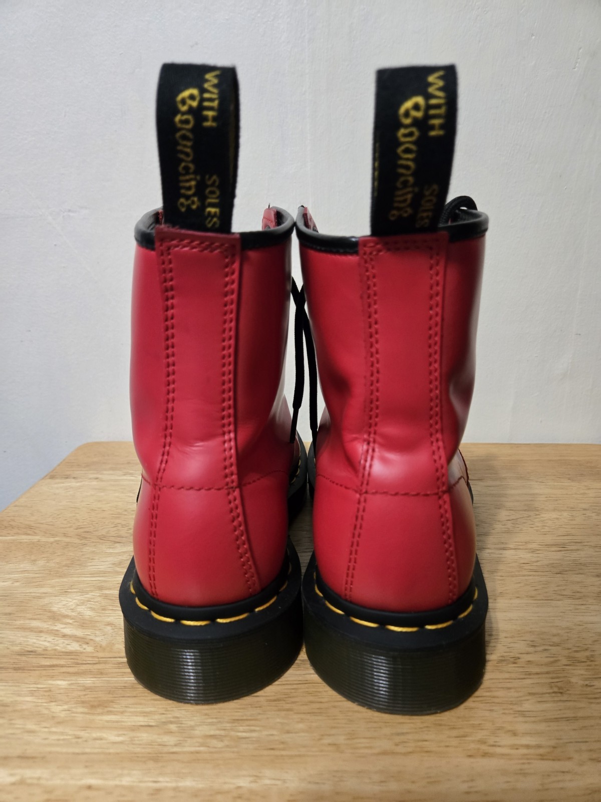 Dr. Martens Smooth Red 1460 Boots Women’s Sz 8 EU 39 Excellent Cond. Doc Martens