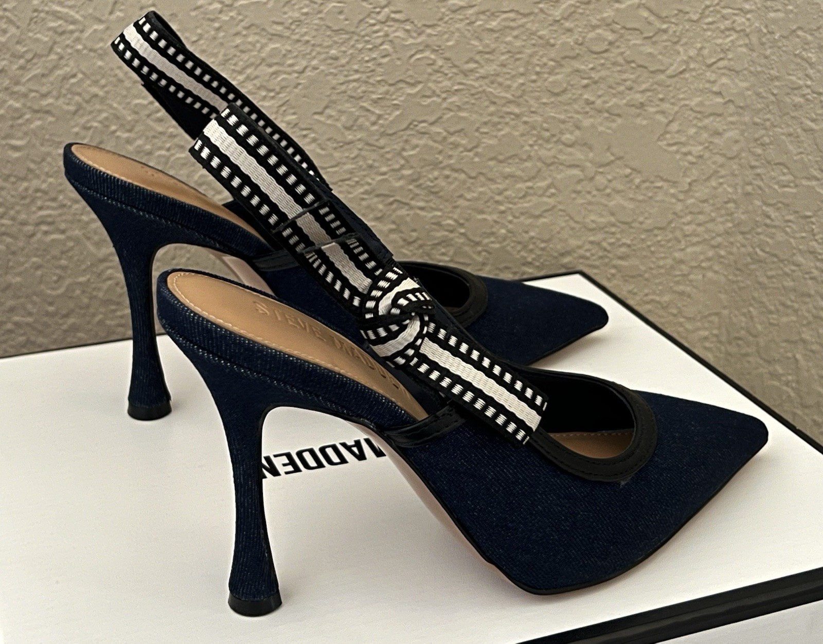 Steve Madden Women’s Bri Dark Denim Design Heels Size-6.5
