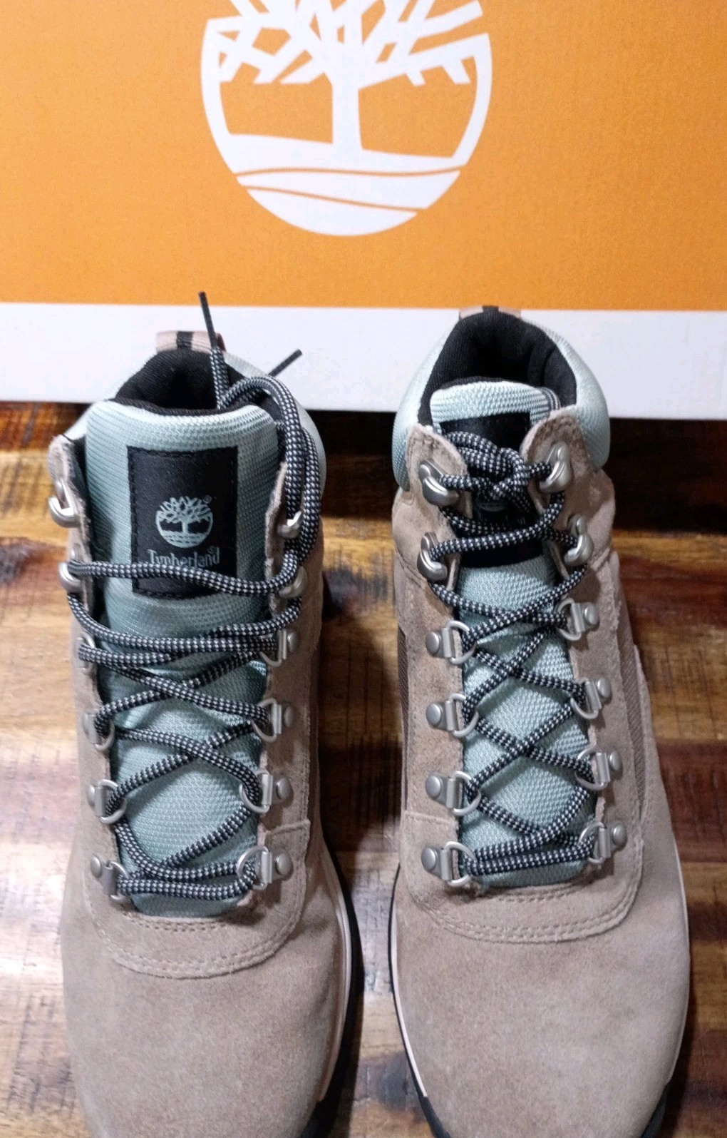 Womens TIMBERLAND WHITE LEDGE WATERPROOF MID Premium Leather HIKER Sz 9.5 Wide