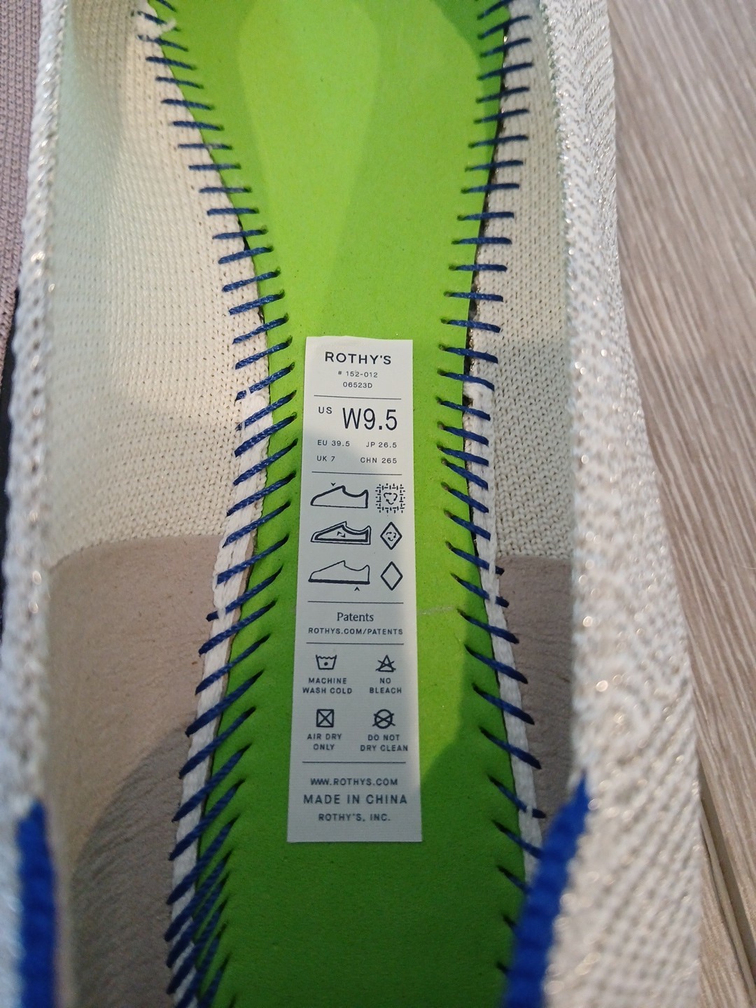 Rothy’s The Point II NEW Flats Shoes Women 9.5 Diamond Twill Cream Gold