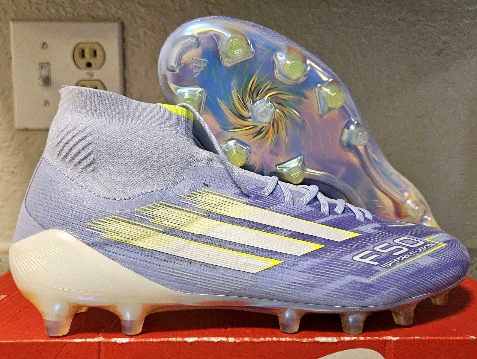 $260 Adidas F50 Sparkfusion Elite Mid FG Soccer Cleats Violet Women’s 8 / Mens 7