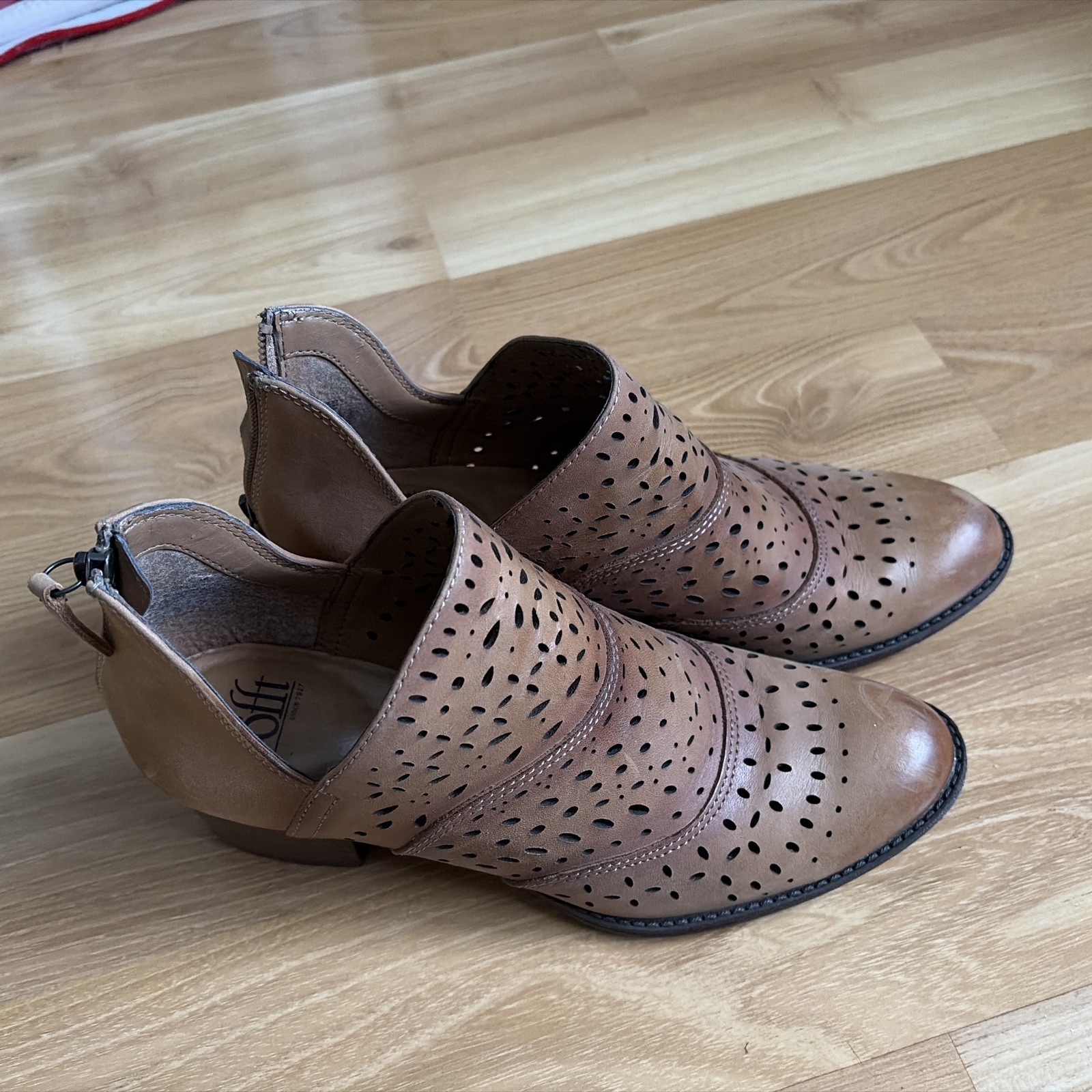 Sofft Wyoming Leather Ankle Bootie Laser Cut Perforated
