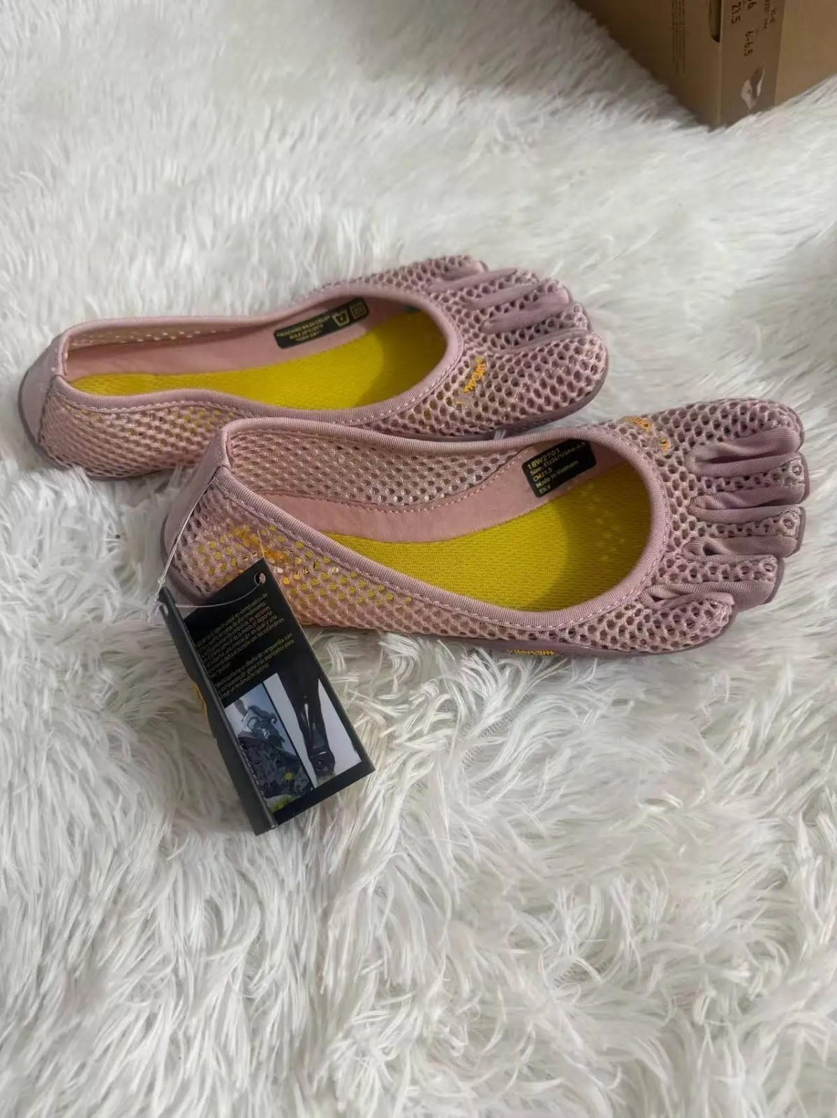 Women’s Five Finger Yoga Shoes Barefoot Pilates Dance Anti Slip Sneakers