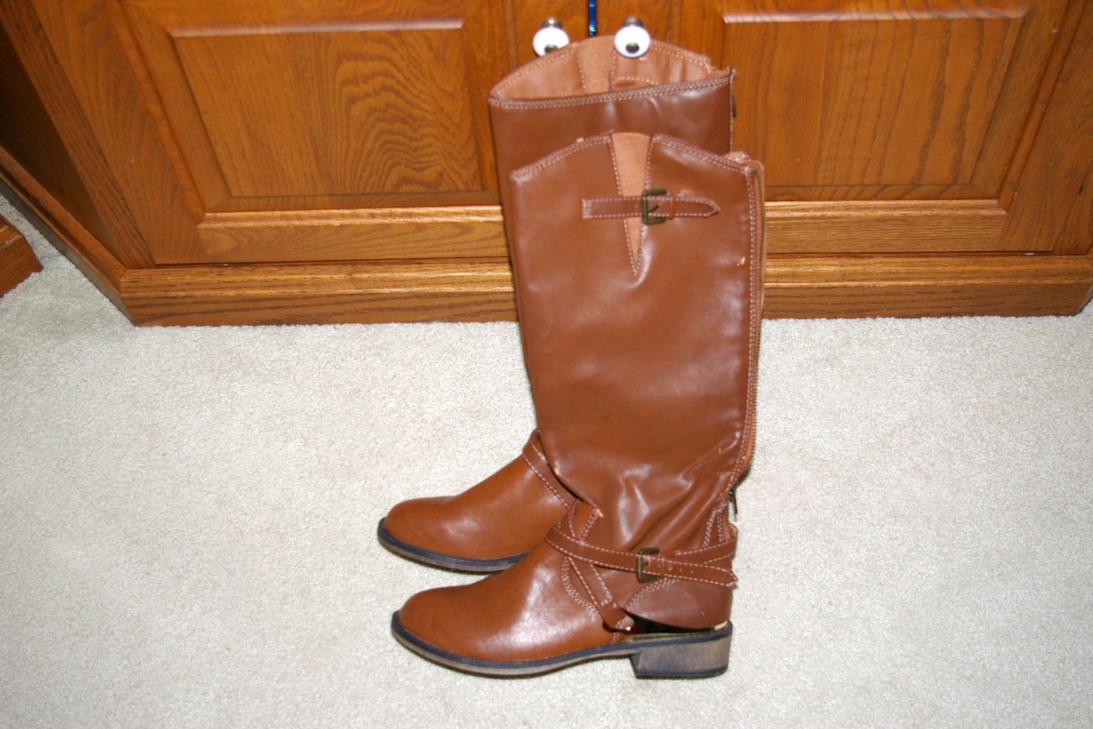 SM New York Dixie Tall Riding Boots Brown Zipper Strap Buckle Women 8 NWOB FLAWS
