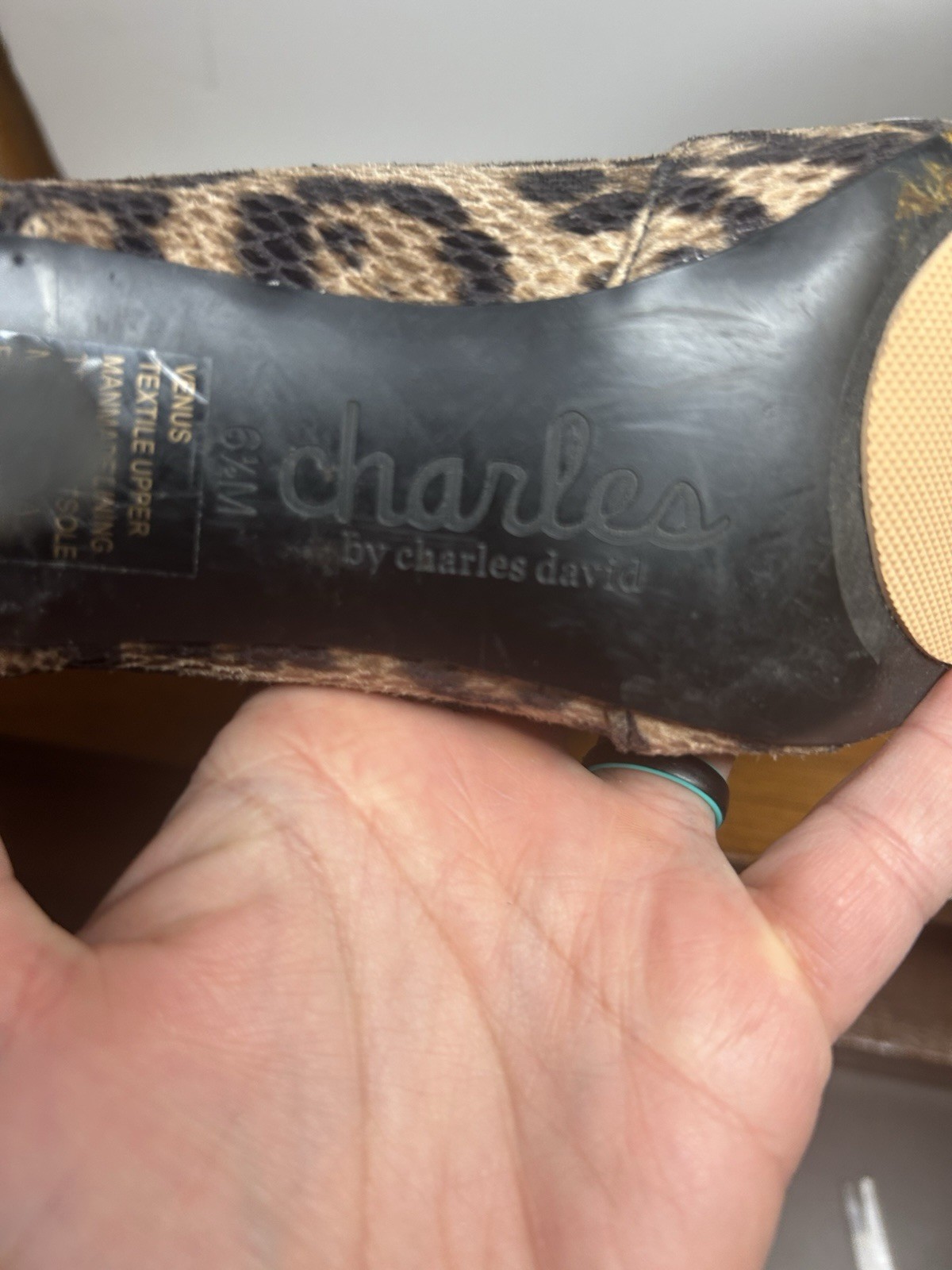 Charles David leopard print, animal print/ ankle 4’ high heel booties size 6.5