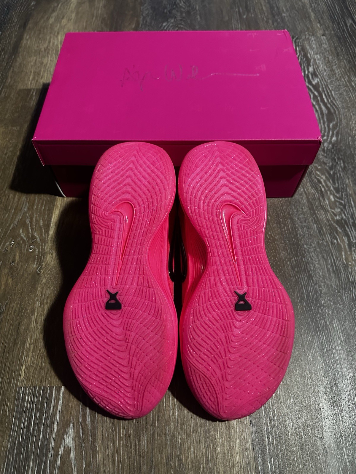 Nike A’One Basketball Low Top Lace-Up Sneakers 10W/8.5M Pink/Black FZ8605-610