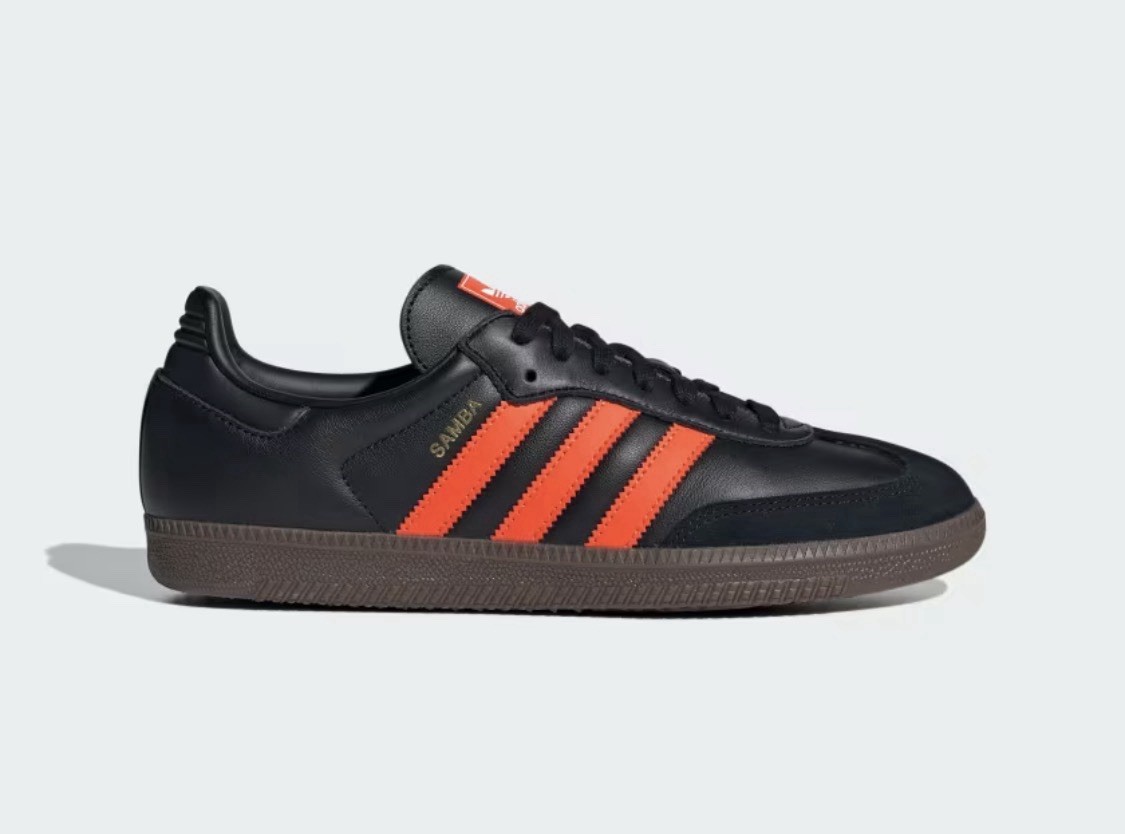 Adidas Women’s Samba OG Black/Impact Orange/Gum Leather Low Top JR0910 Size 6