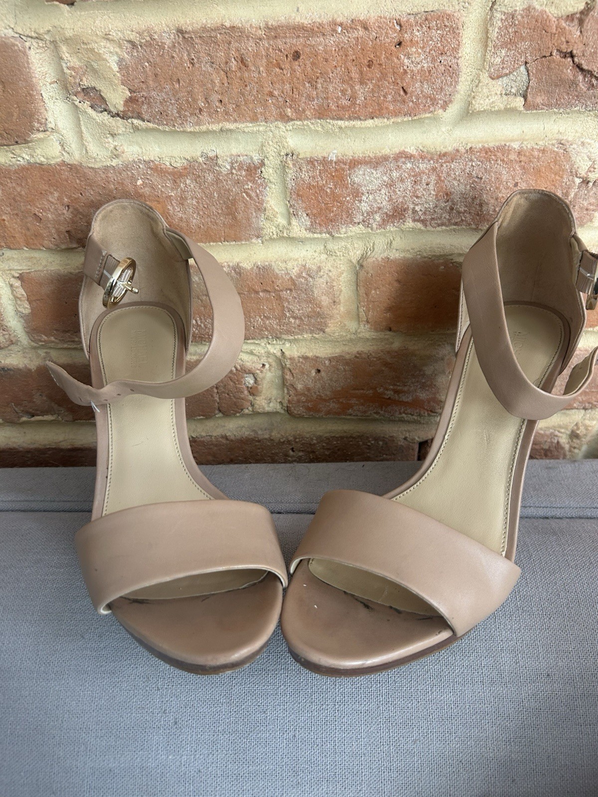 MICHAEL Michael Kors Women’s Beige/Brown Leather Wedge Sandals 9.5