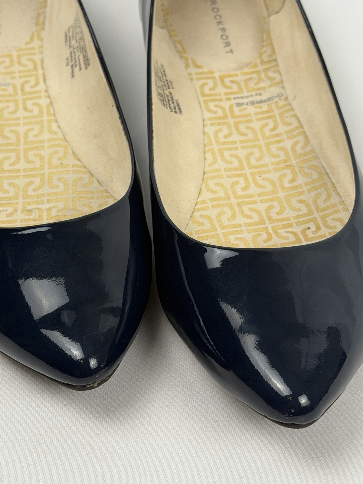 Rockport Women’s 6.5M Navy Patent Leather Pointed Toe Slip-On Ballet Flats