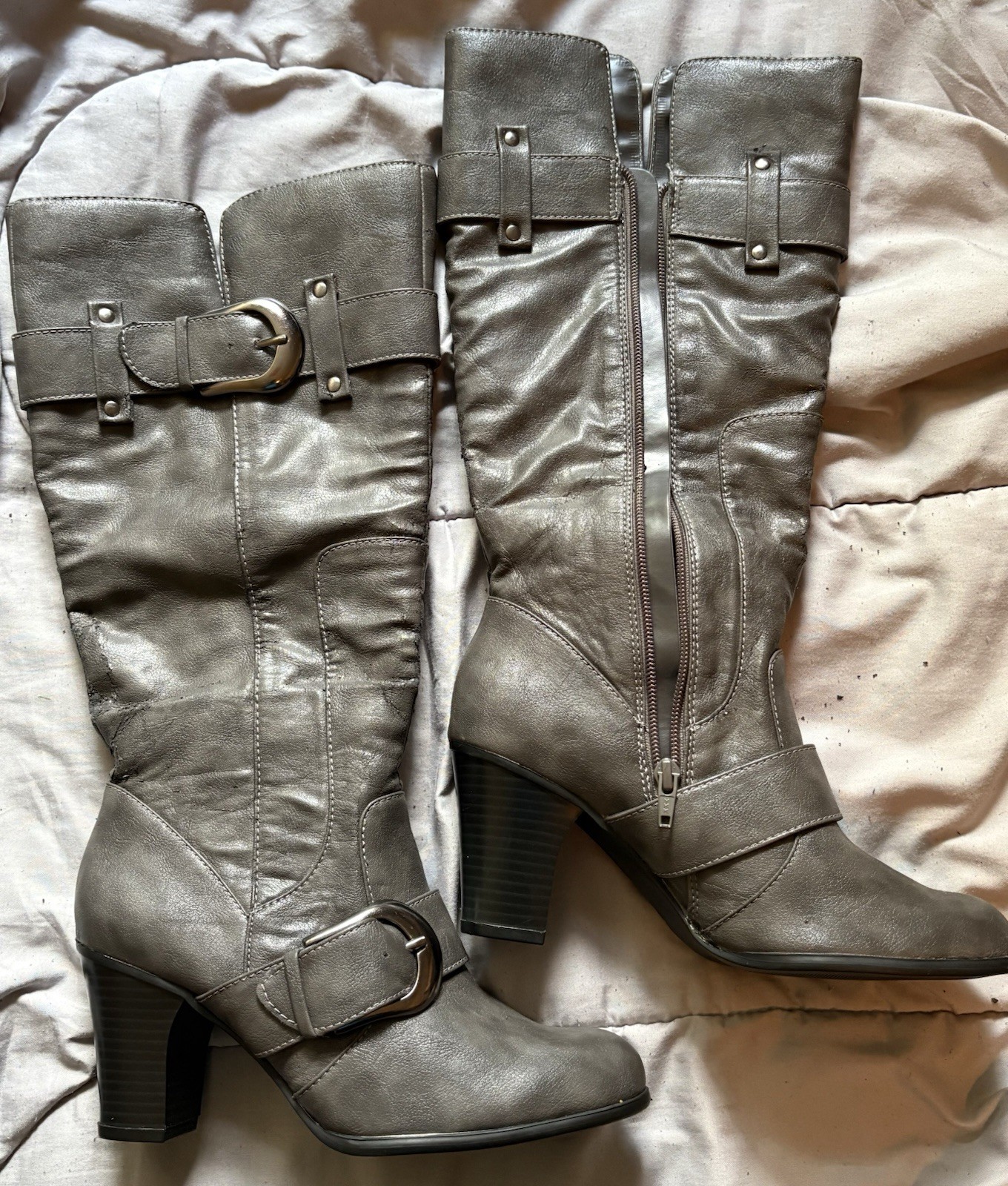 St. John’s Bay Women’s Gray Leather Knee High Riding Boots Zip Buckle US 7
