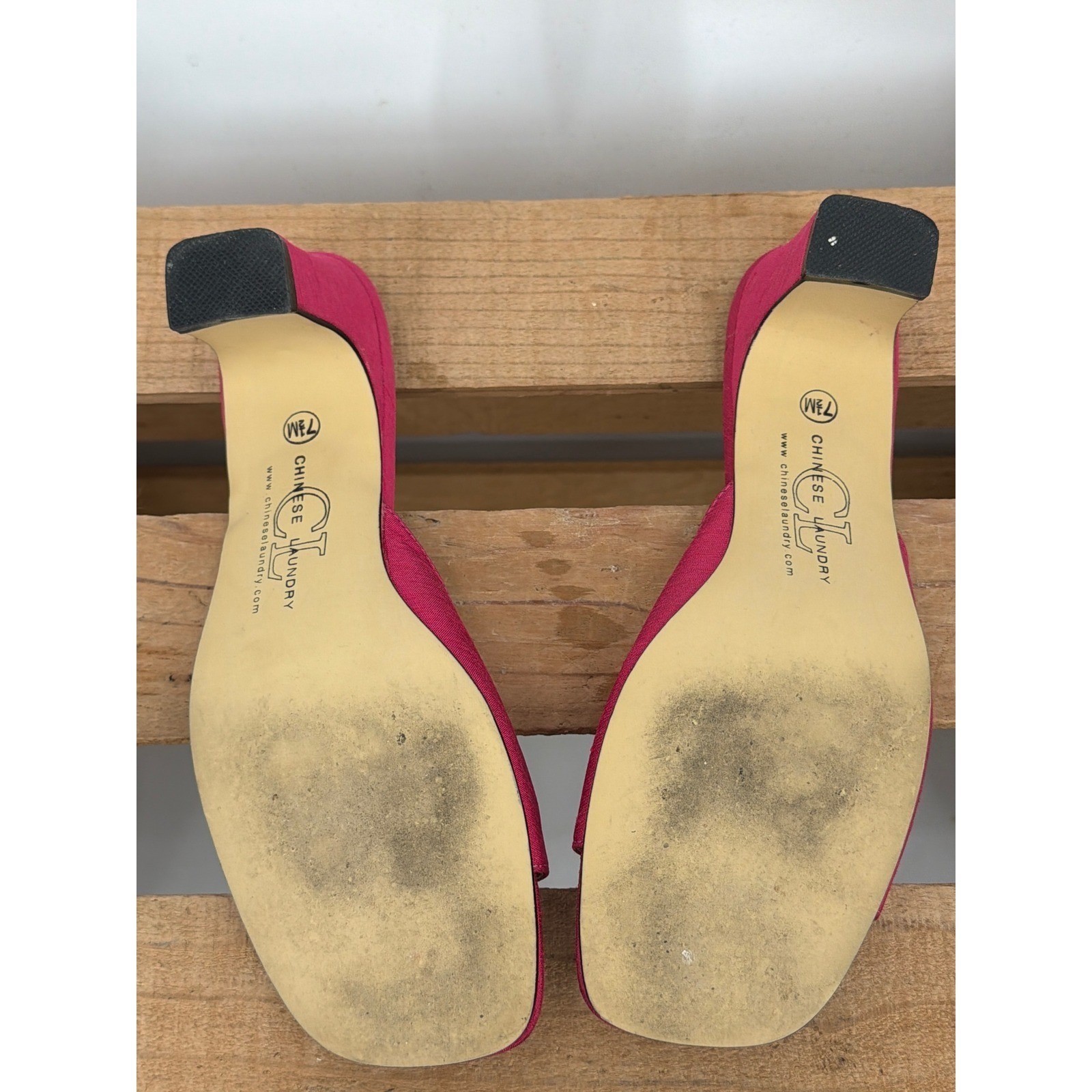 Chinese Laundry Joyfull Fuchsia Pink Fabric Block Mules Square Toe Sandals 7.5