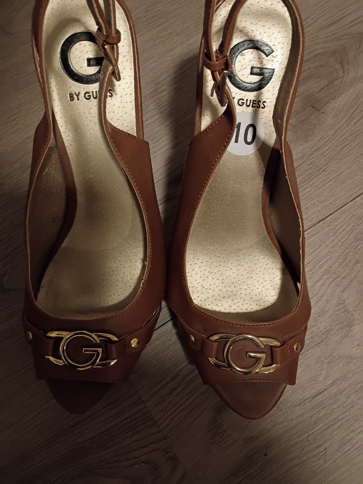 Guess. Heels Size 10 Medium