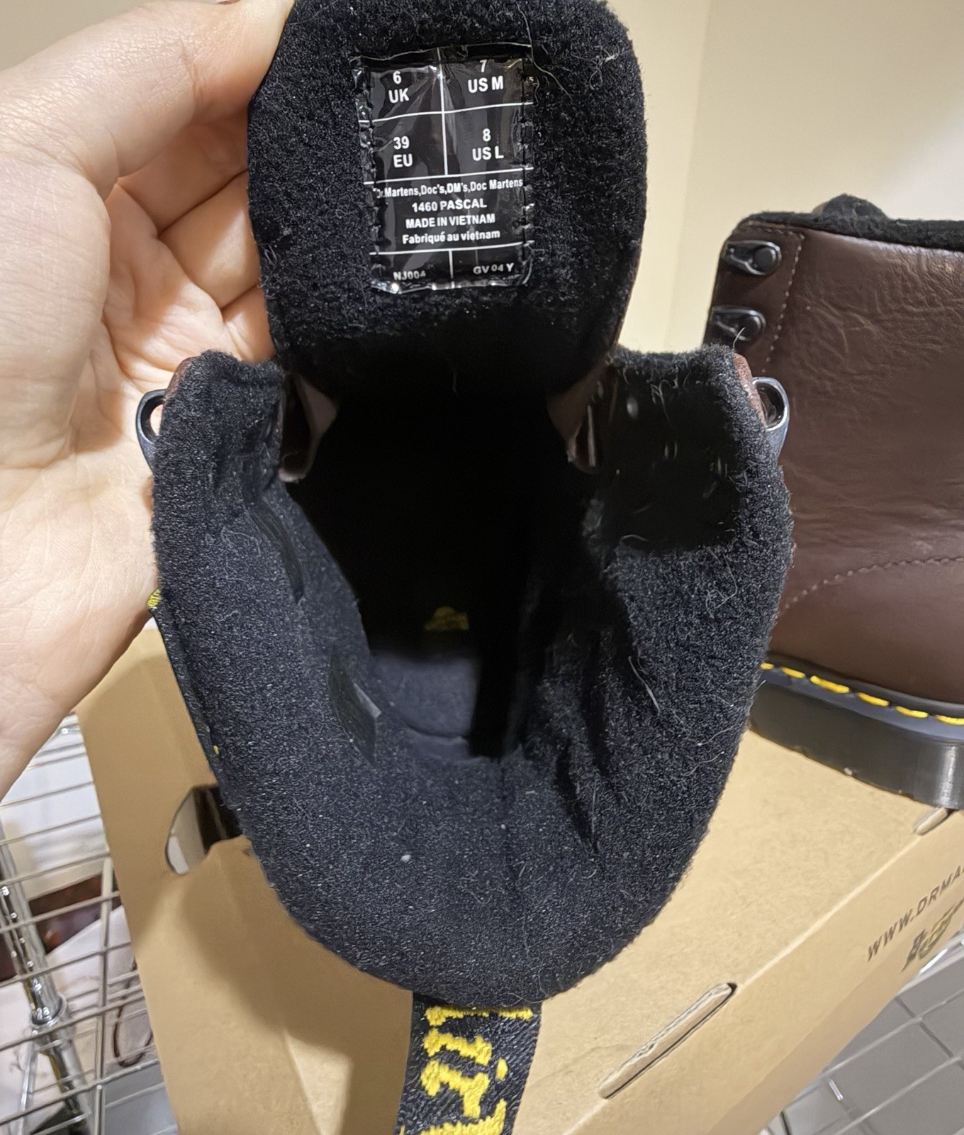 Brand New Dr Martens 1460 Pascal Fur Lined Boots Dark Brown Women US8 Mens US7