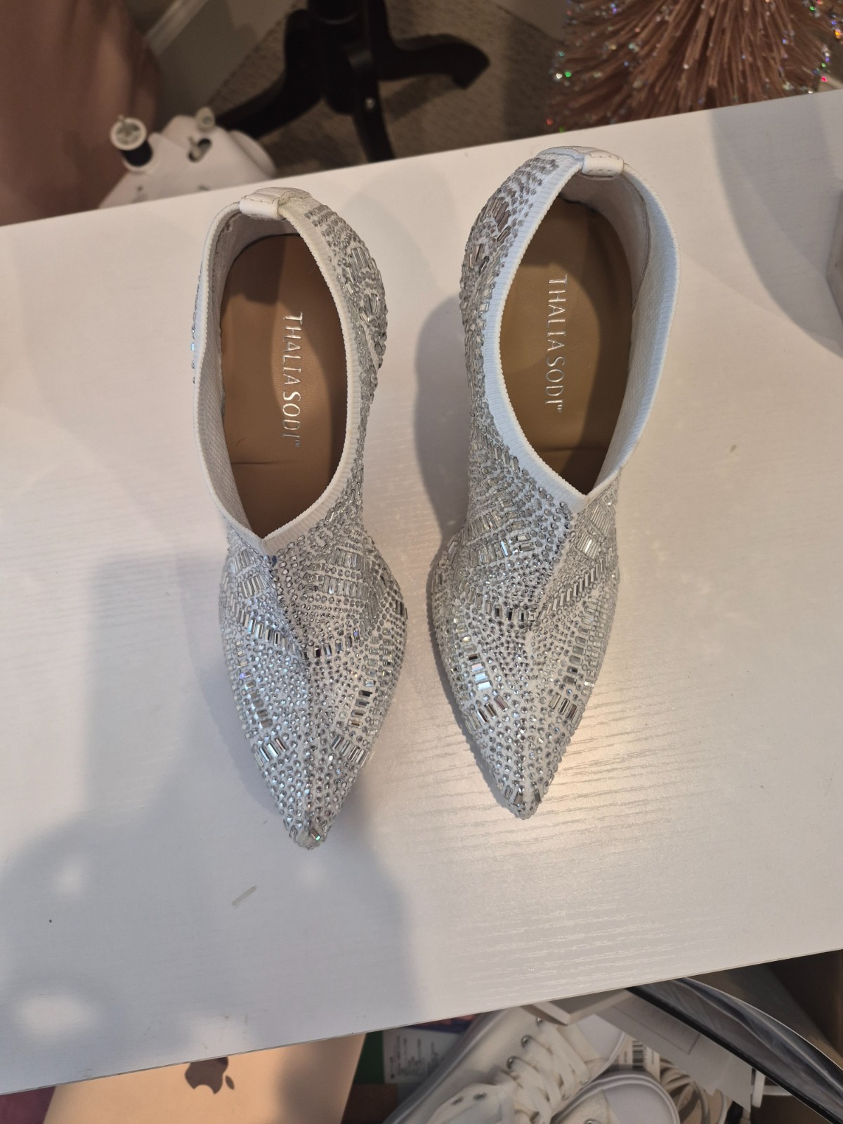 Thalia Sodi Karmen White Rhinestone Stiletto Booties Flyknit Pointed Toe US 10M