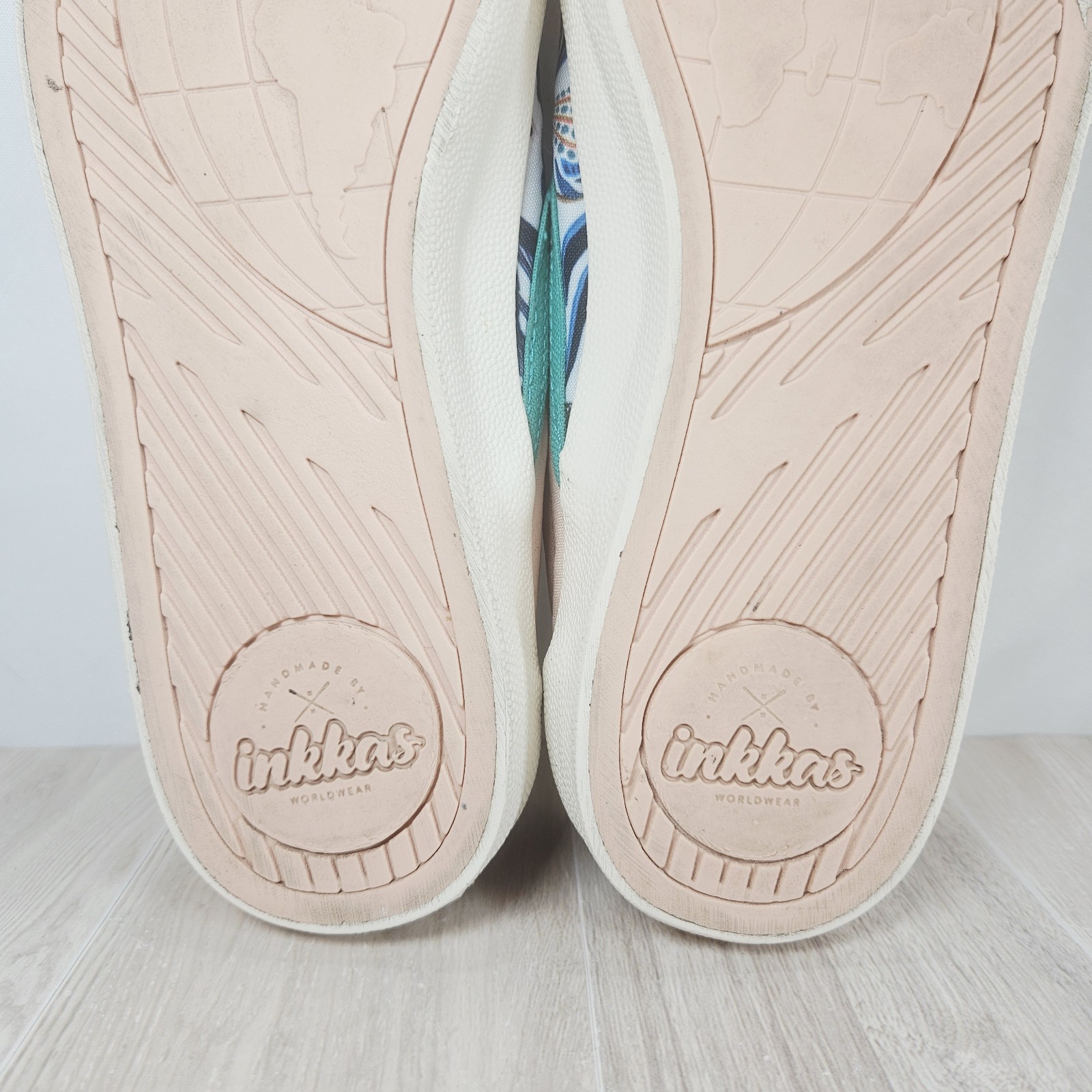 INKKAS Multi Color Groove Floral Unisex Canvas SNEAKER SLIPON 8.5 Women 6.5 Men