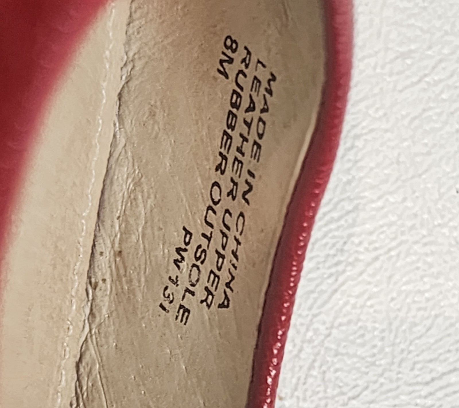MICHAEL Michael Kors Red Pointed Toe Pump Saffiano Leather Logo US 8