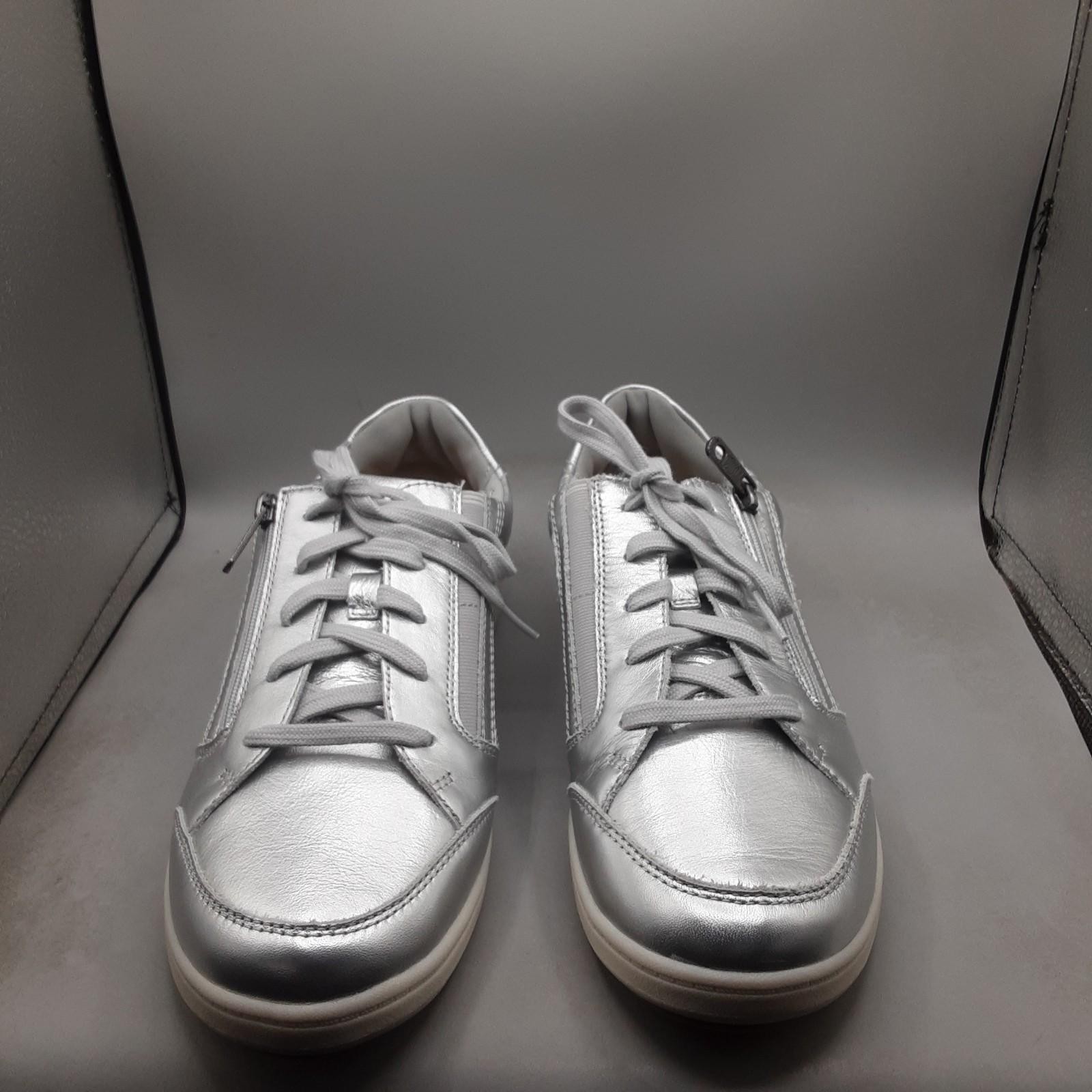 Clarks Women’s Bryianne Bayla Lace-Up Sneakers 11W Silver Metallic A113