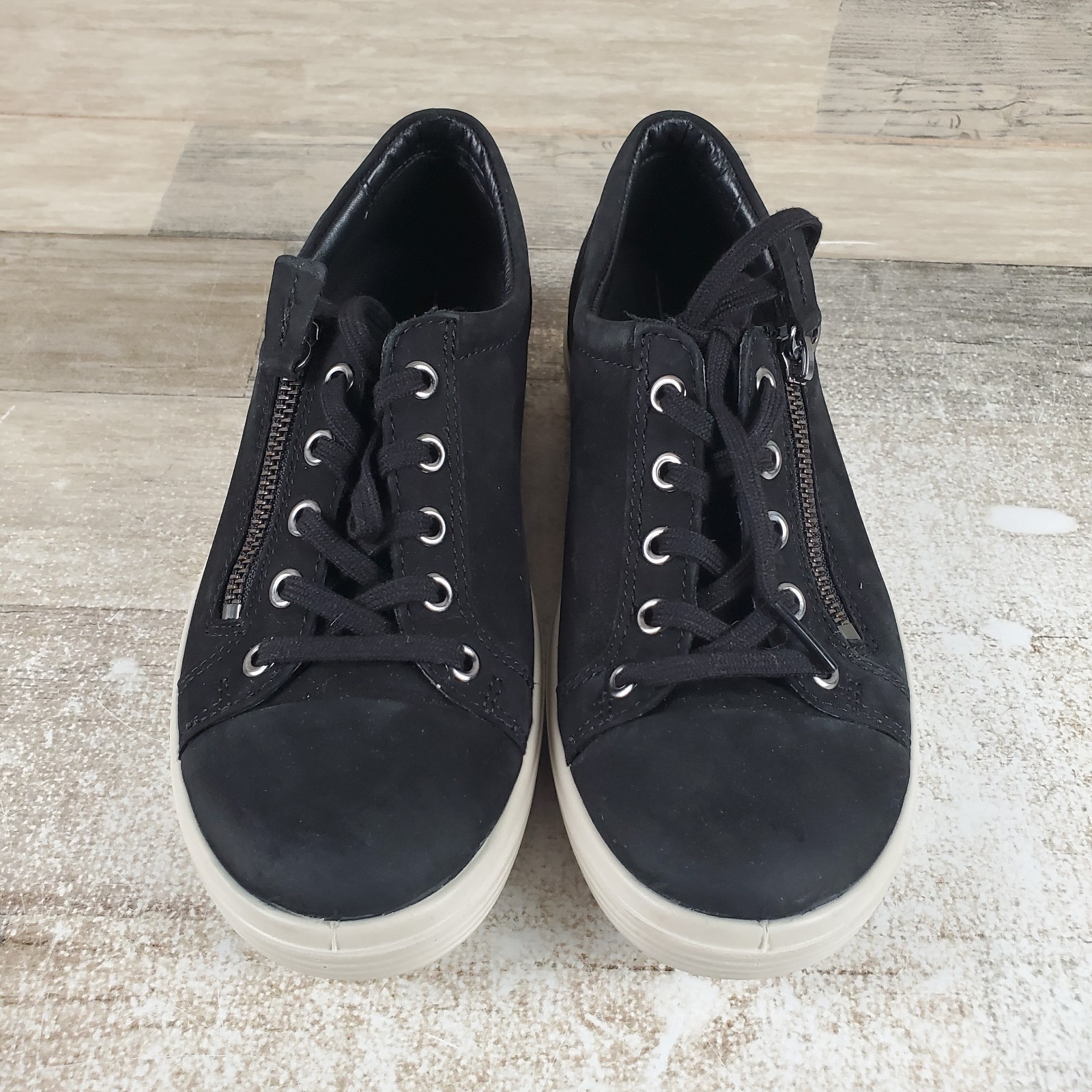 ECCO Soft Classic Womens Shoes Sz 4 – 4.5 Running Black Lace Up Side Zip